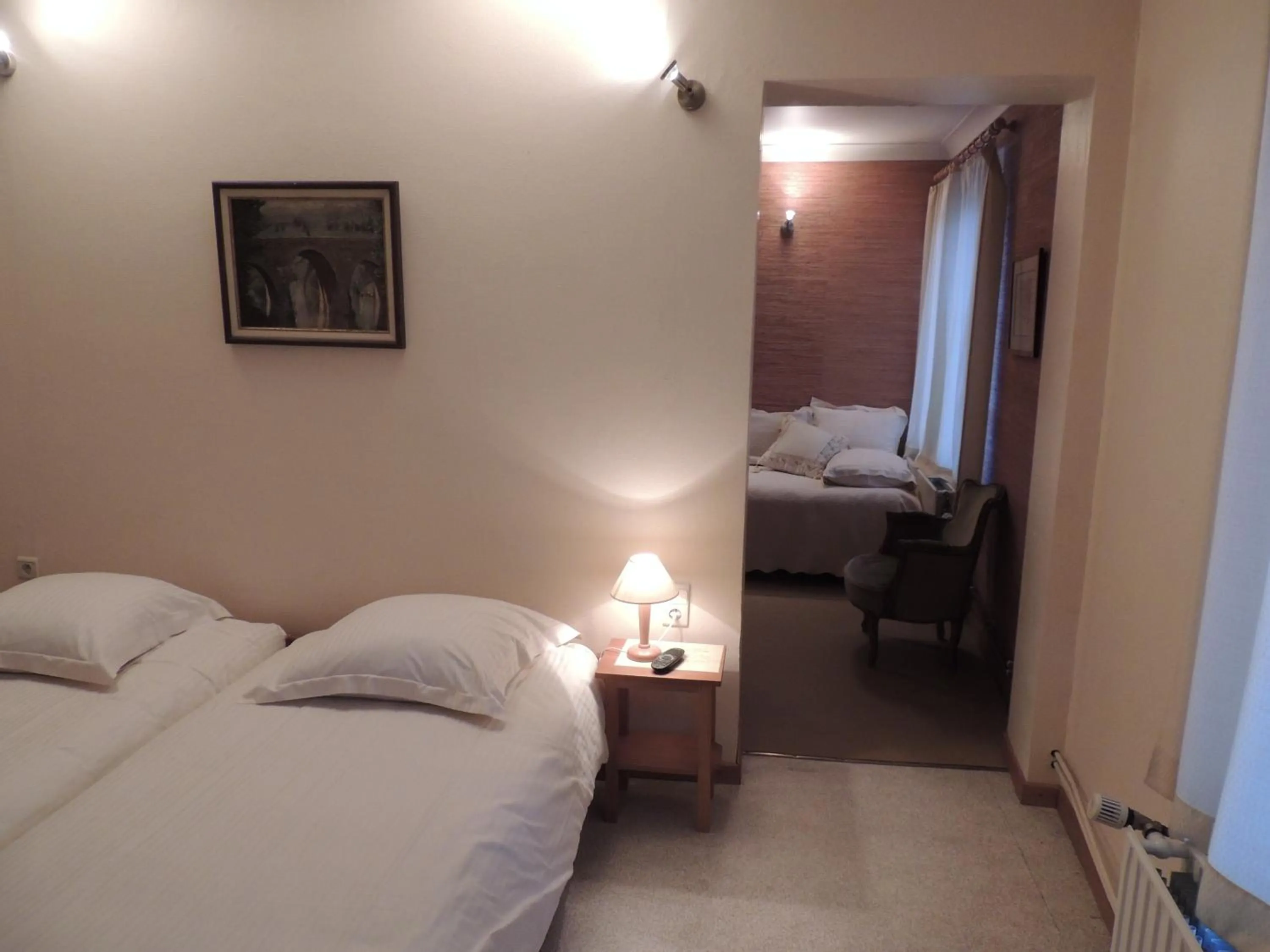 Bedroom, Bed in Hotel Beau Rivage and Restaurant Koulic