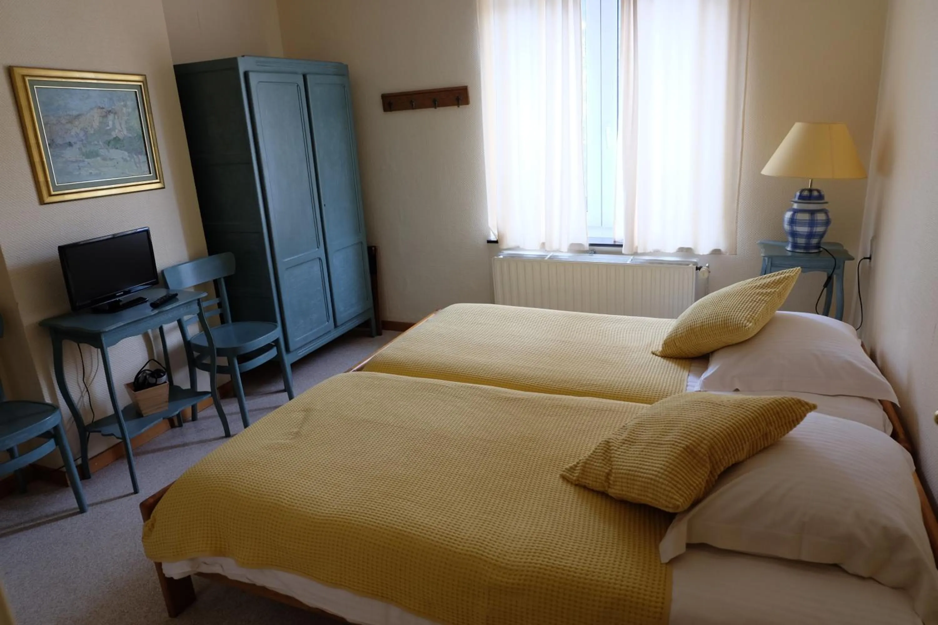 Bed in Hotel Beau Rivage and Restaurant Koulic