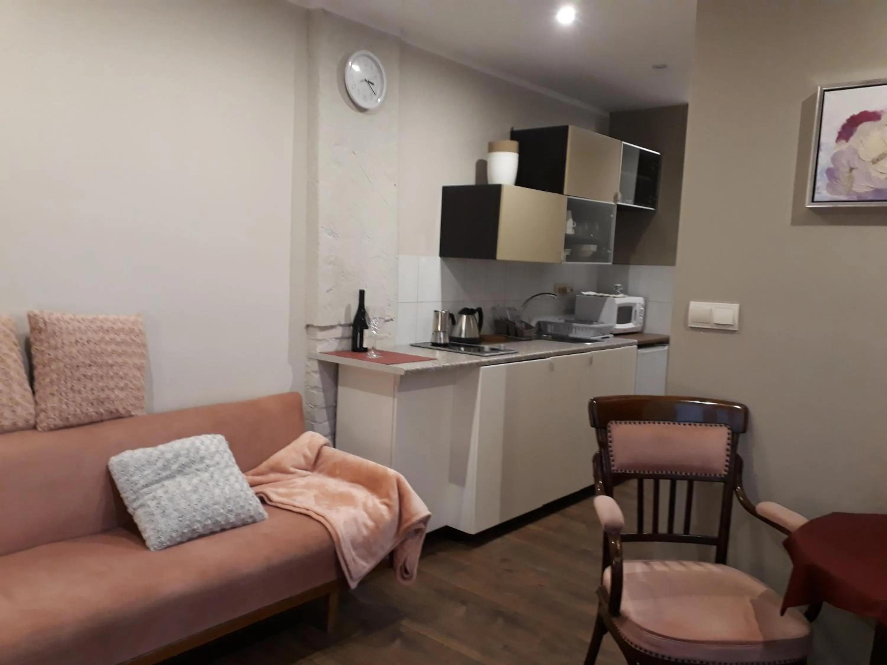 Kitchen or kitchenette in Hédi Vendégház Eger