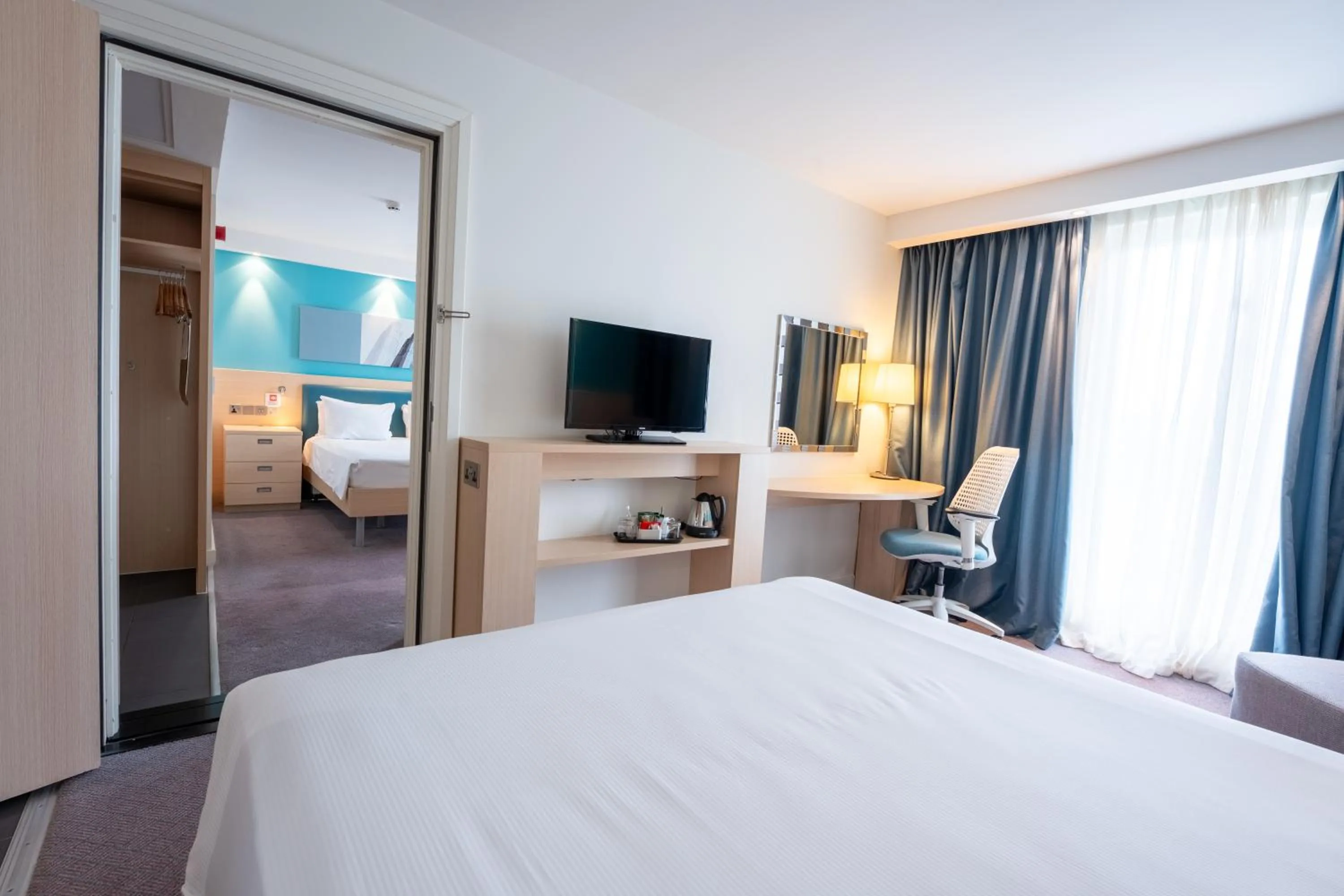 Bedroom, Bed in Hampton By Hilton Bristol Airport