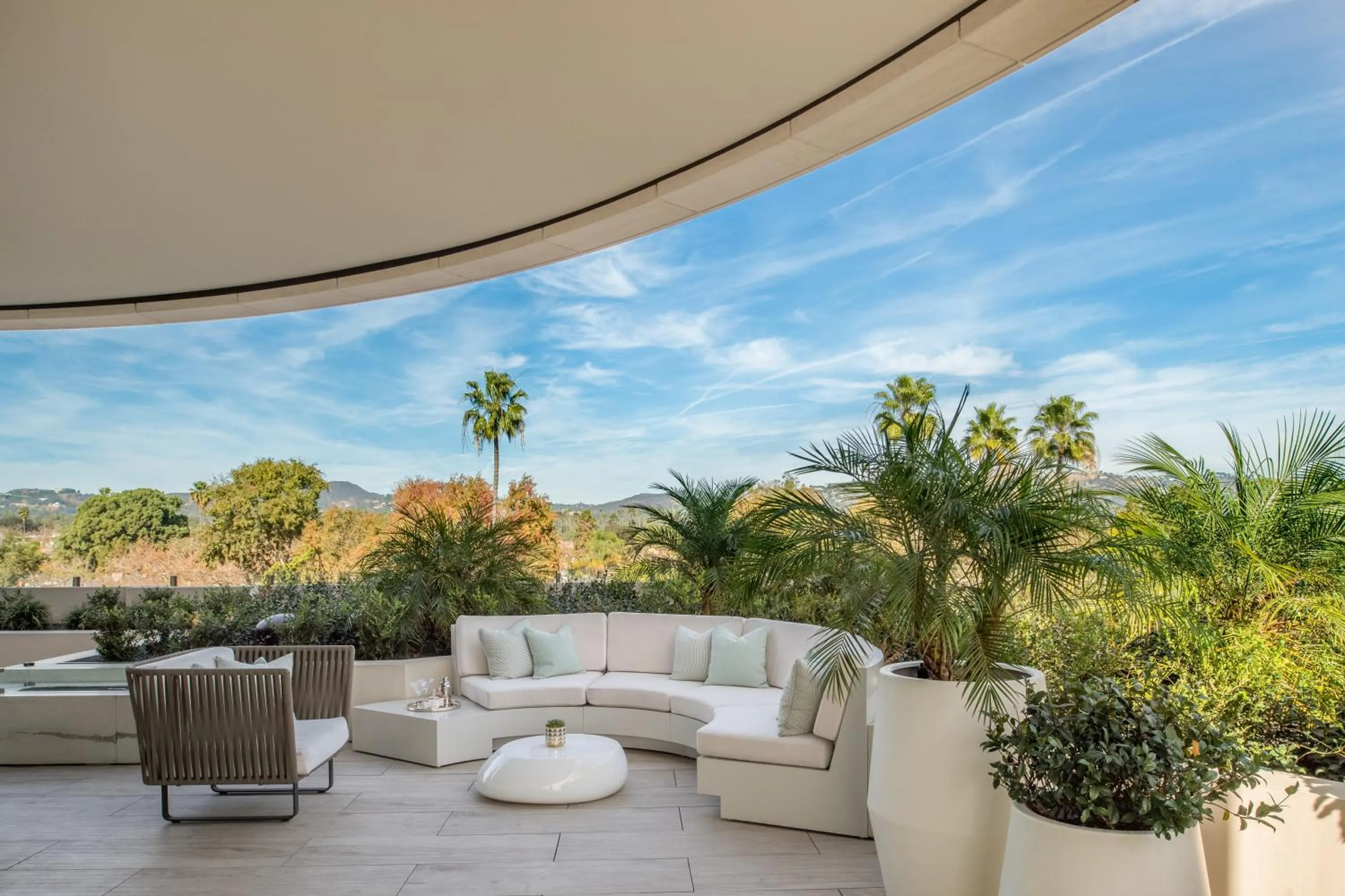 Patio in Waldorf Astoria Beverly Hills