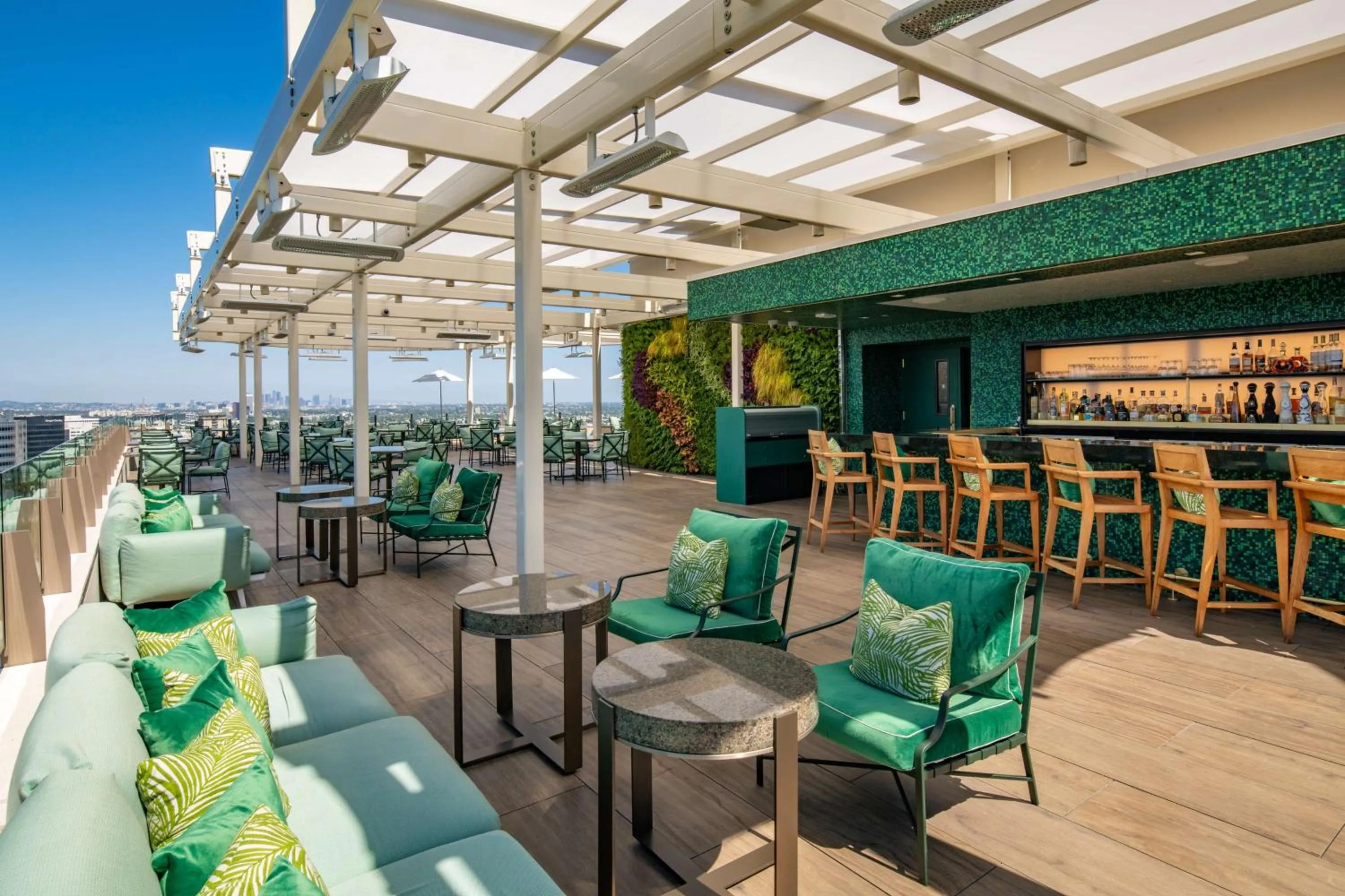 Restaurant/places to eat in Waldorf Astoria Beverly Hills