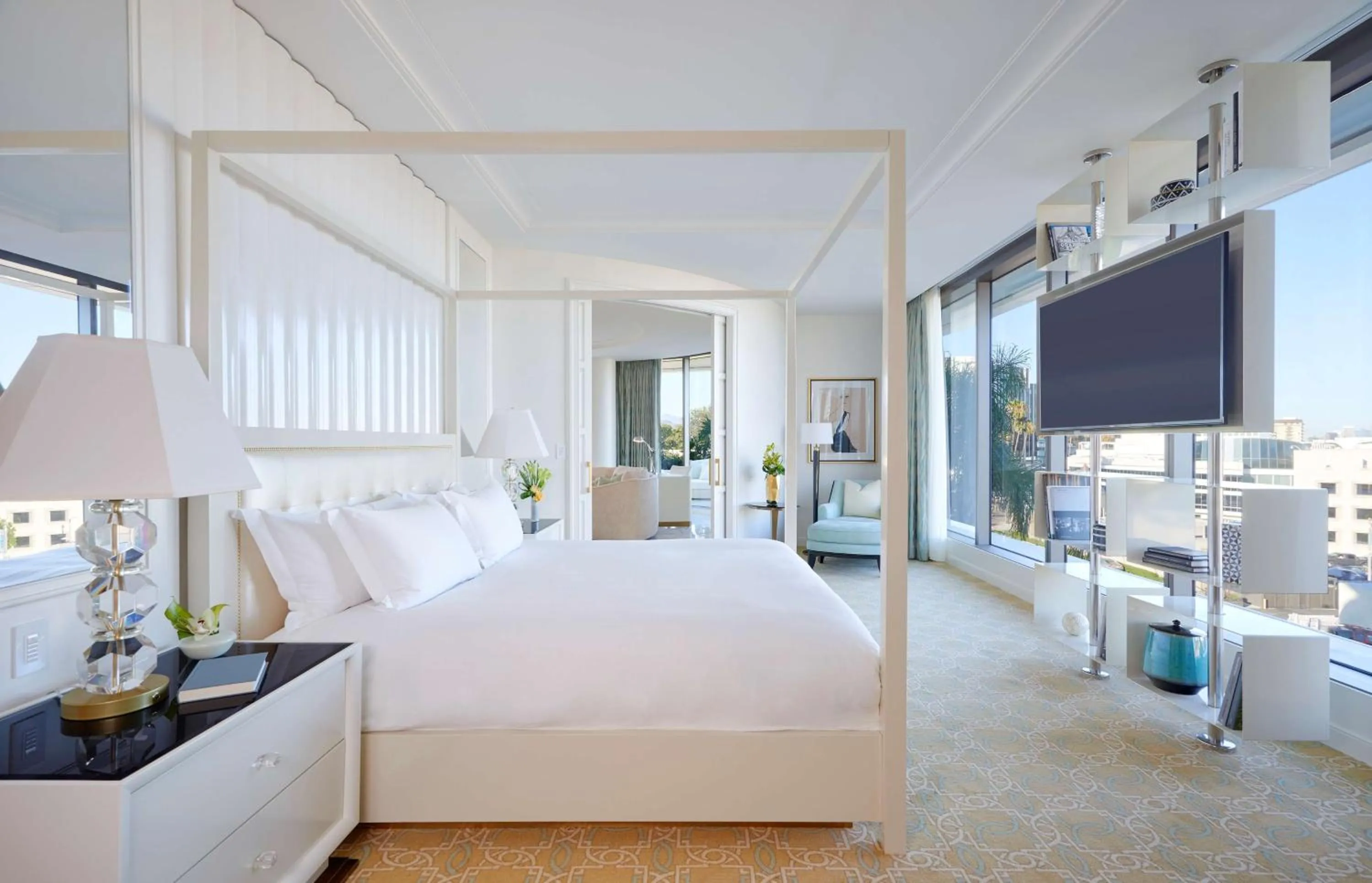 Bed in Waldorf Astoria Beverly Hills