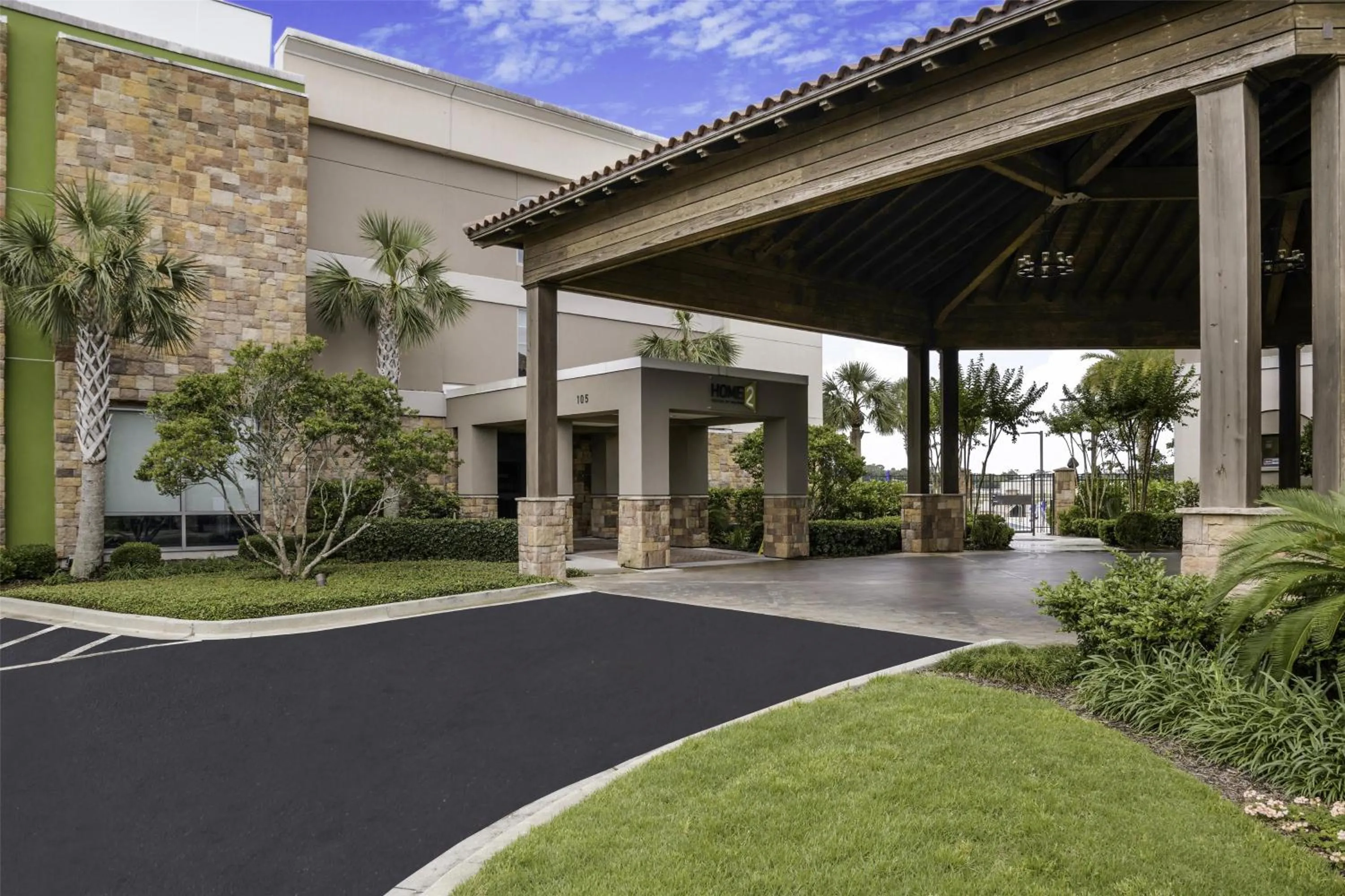 Property building in Home2 Suites By Hilton St. Simons Island