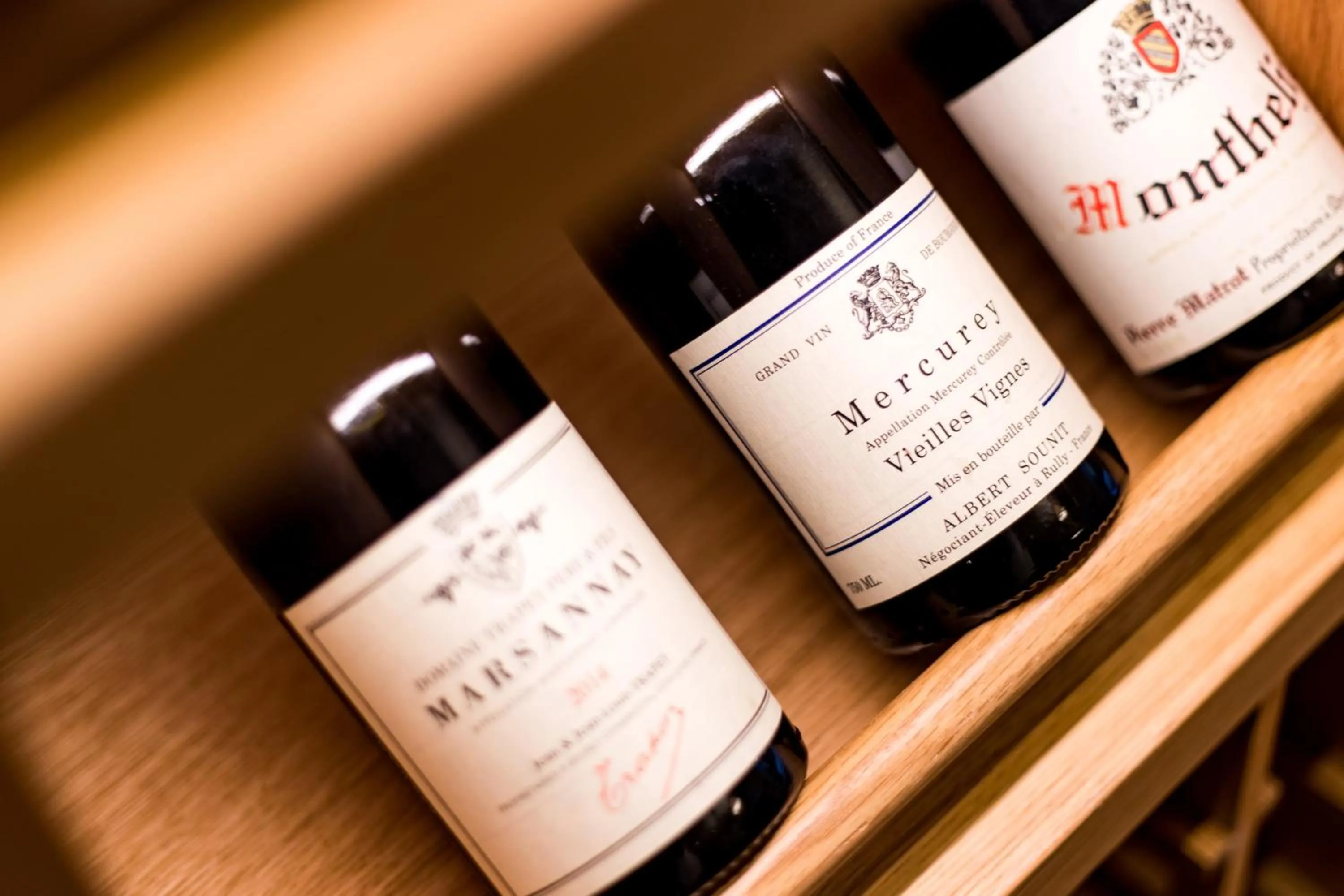 Food and drinks in Douneside House