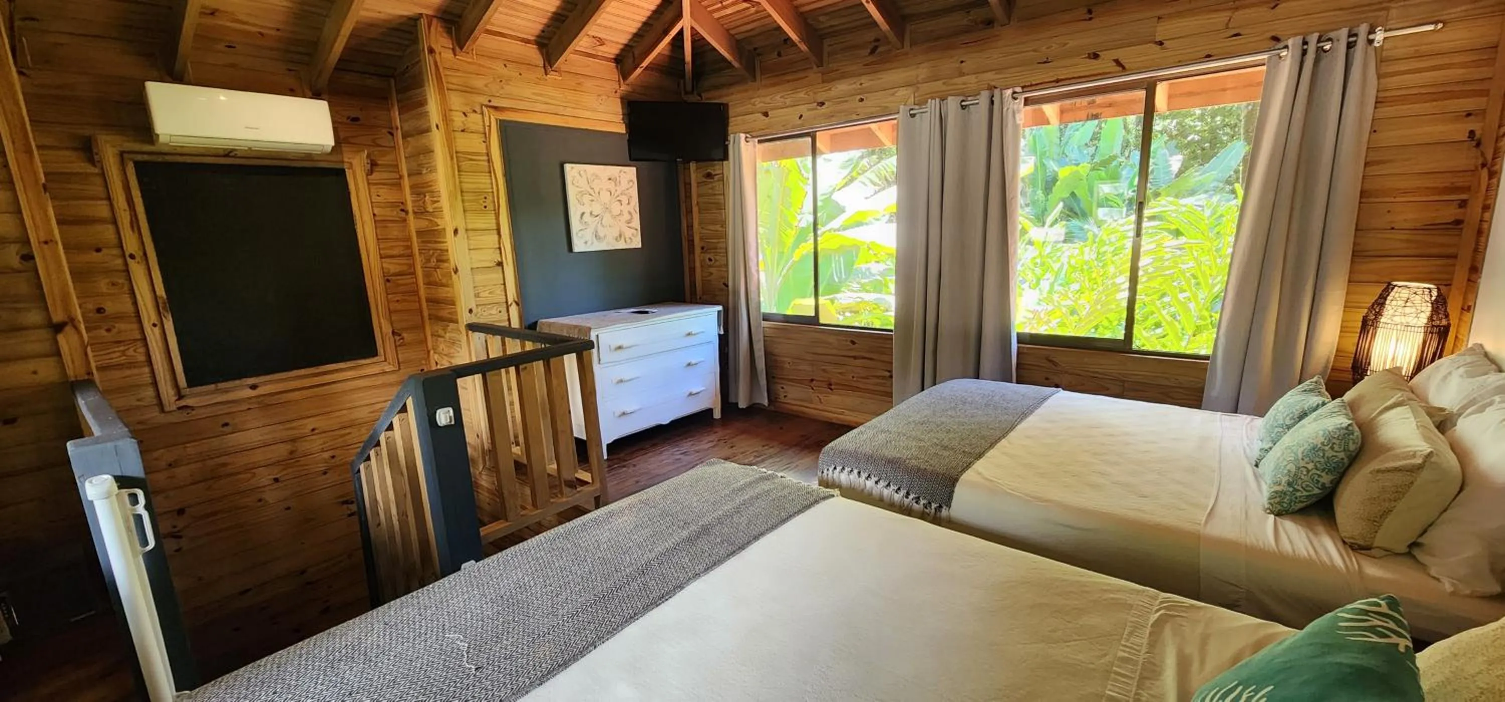 Photo of the whole room, Bed in Boutique Hotel y Spa Tangara Azul