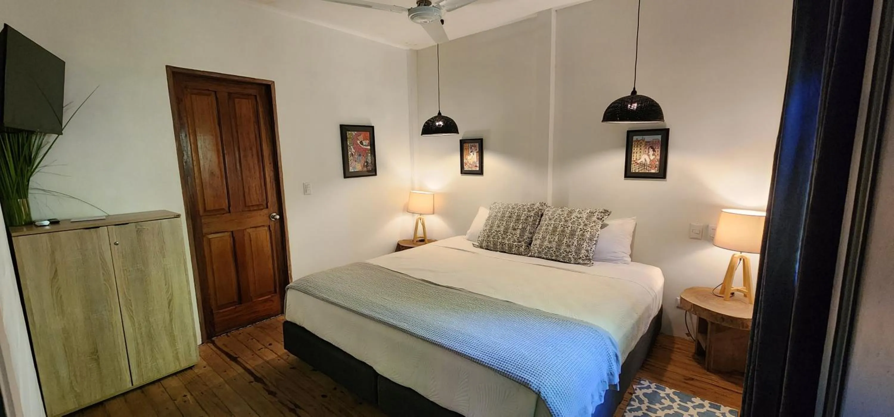 Photo of the whole room, Bed in Boutique Hotel y Spa Tangara Azul