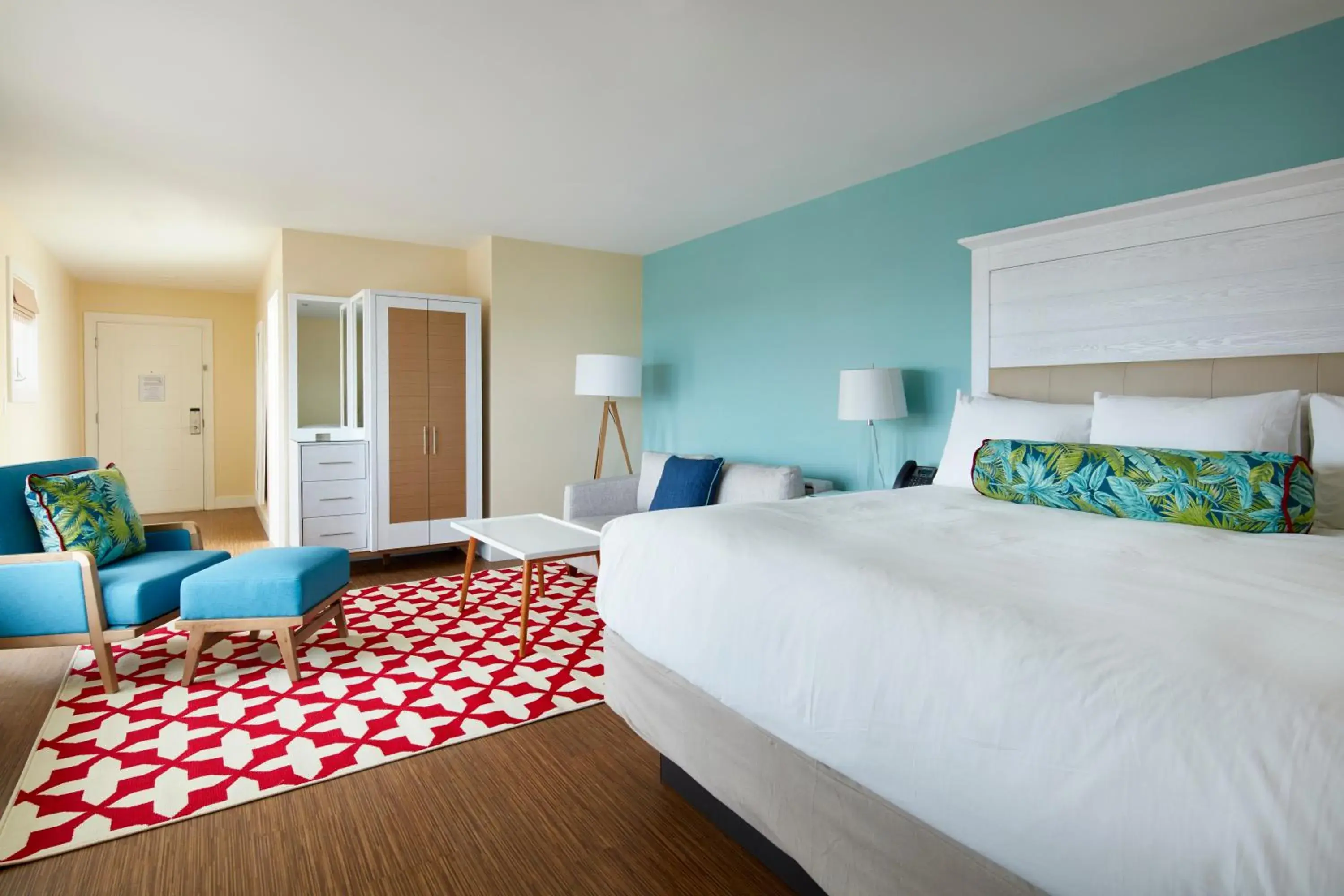 Misquamicut Corner Junior Suite in The Hotel Maria Misquamicut Corner Junior Suite in The Hotel Maria