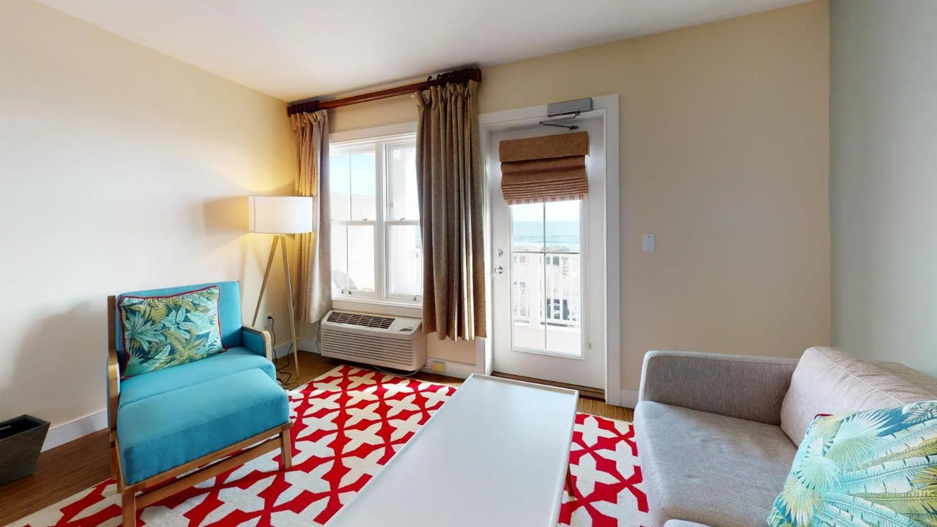 Seating area, Bed in The Hotel Maria