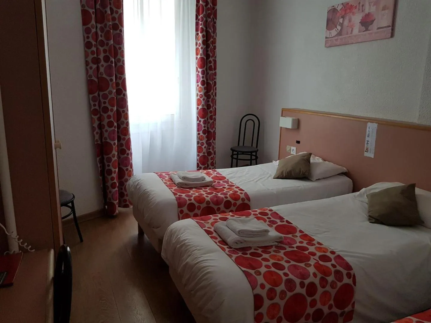 Bedroom in Hôtel de Paris