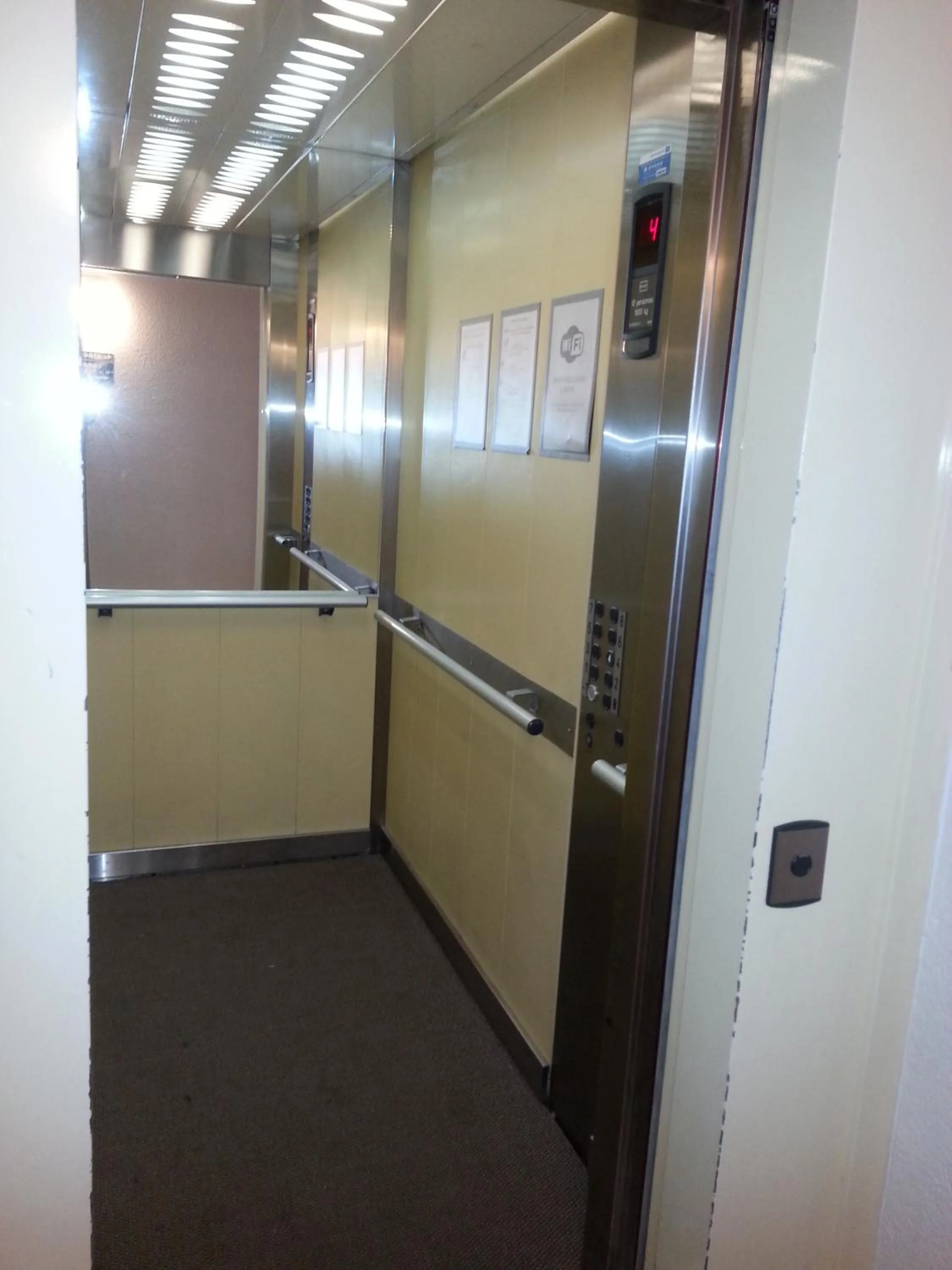 Area and facilities in Hôtel de Paris