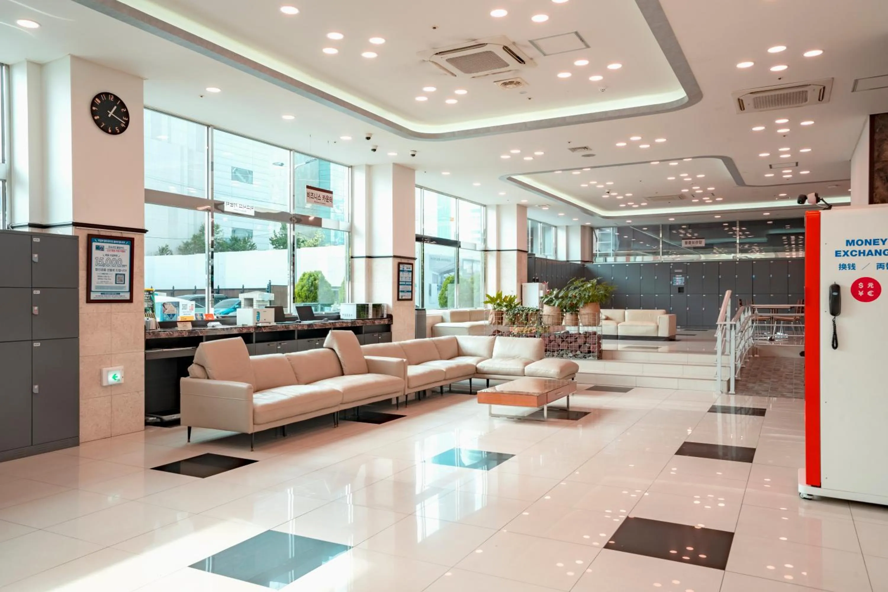 Lobby or reception in Toyoko Inn Busan Haeundae 2