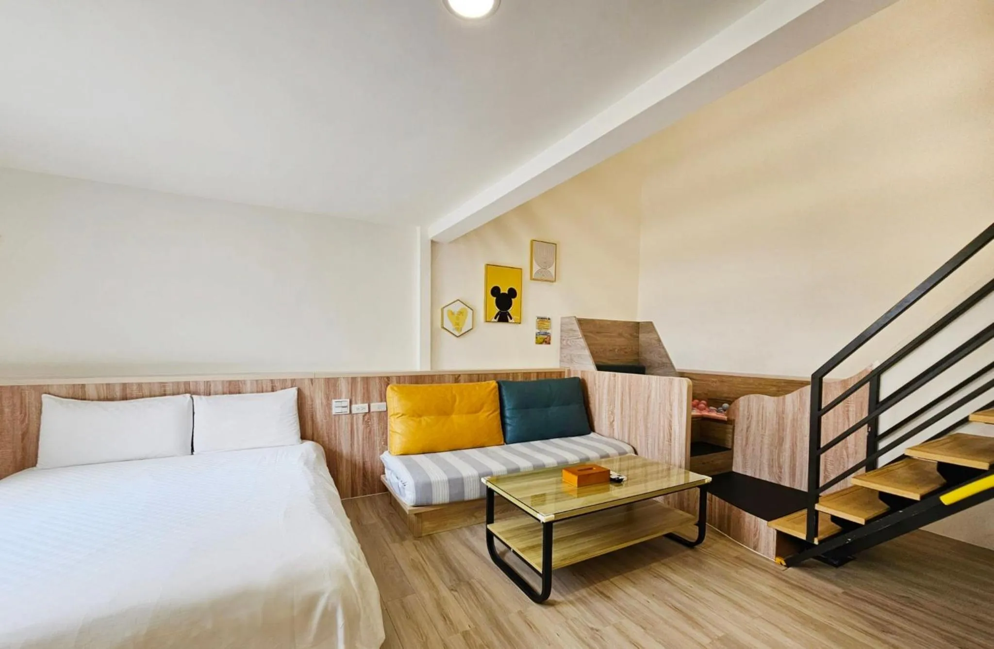 Bed in Happiness Yes Inn