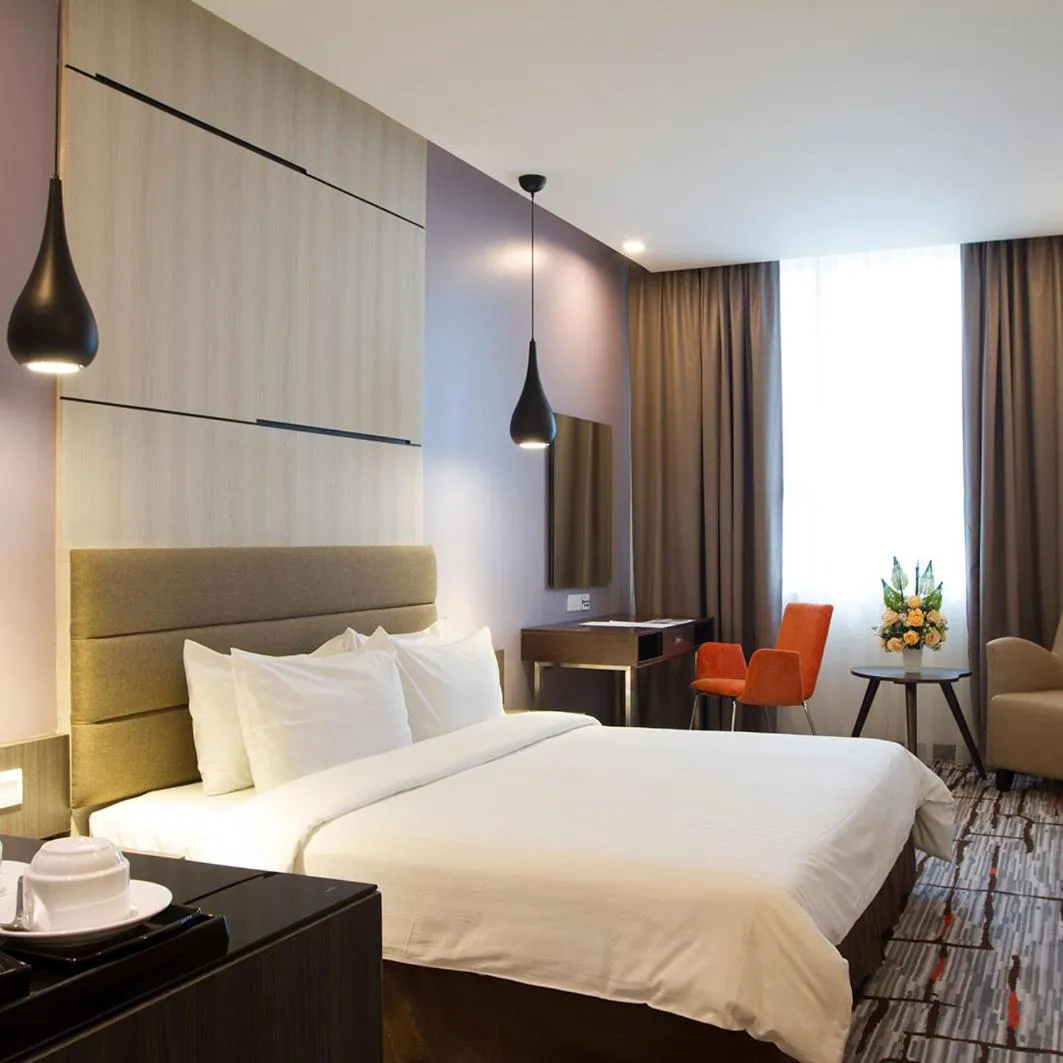 Superior Room King - single occupancy in Promenade Hotel Bintulu