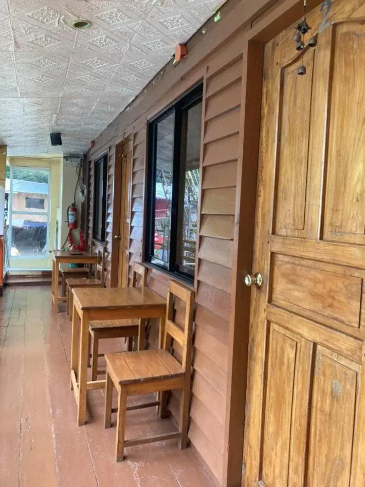 Standard Queen Room with Fan in Just Inn Standard Queen Room with Fan in Just Inn