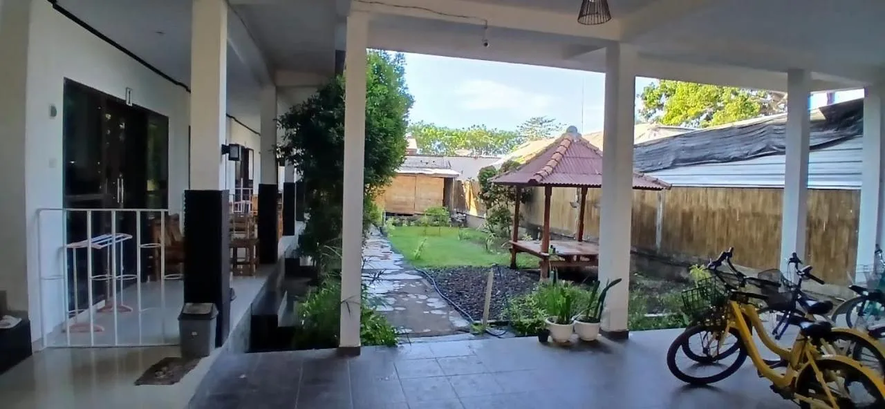 Property building in Akalanka Homestay