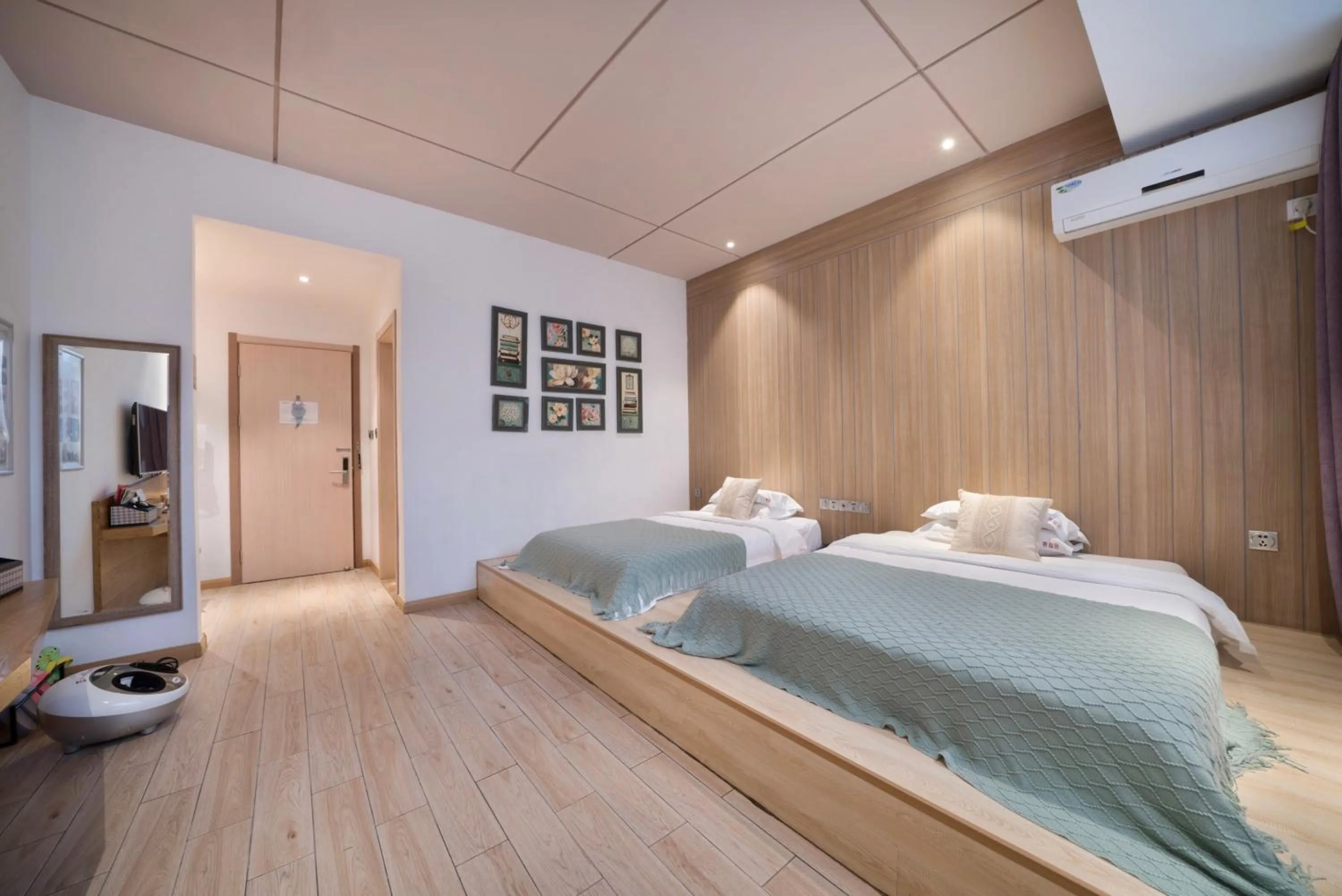 Bed in Ancient Street No.5 Youth Chic Hotel