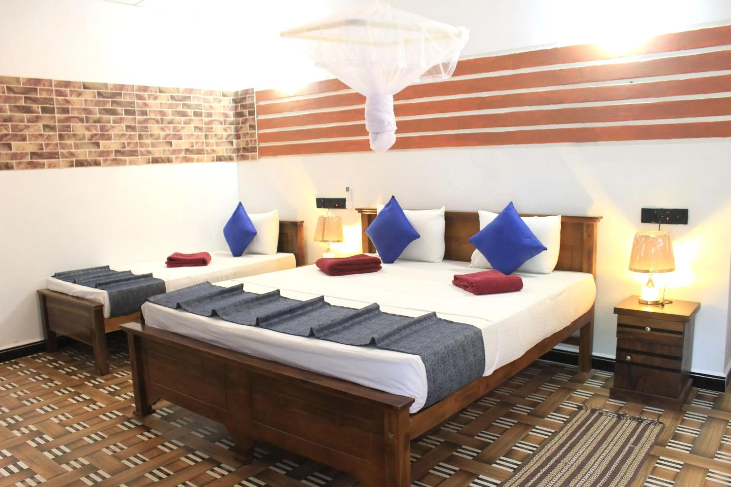 Photo of the whole room, Bed in Sigiri Heritage Villa