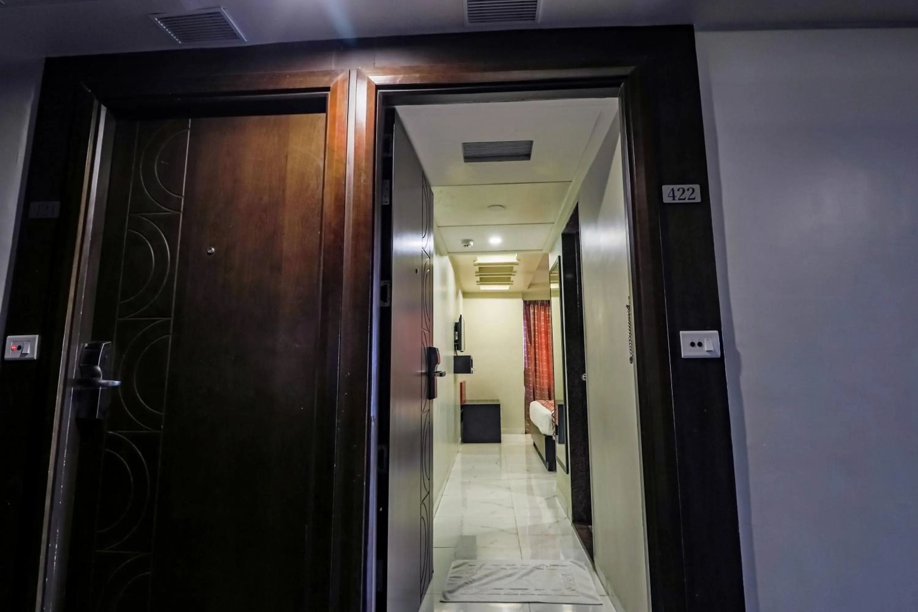 Restaurant/places to eat in Regenta Inn Vadodara, 500m from Railway Station