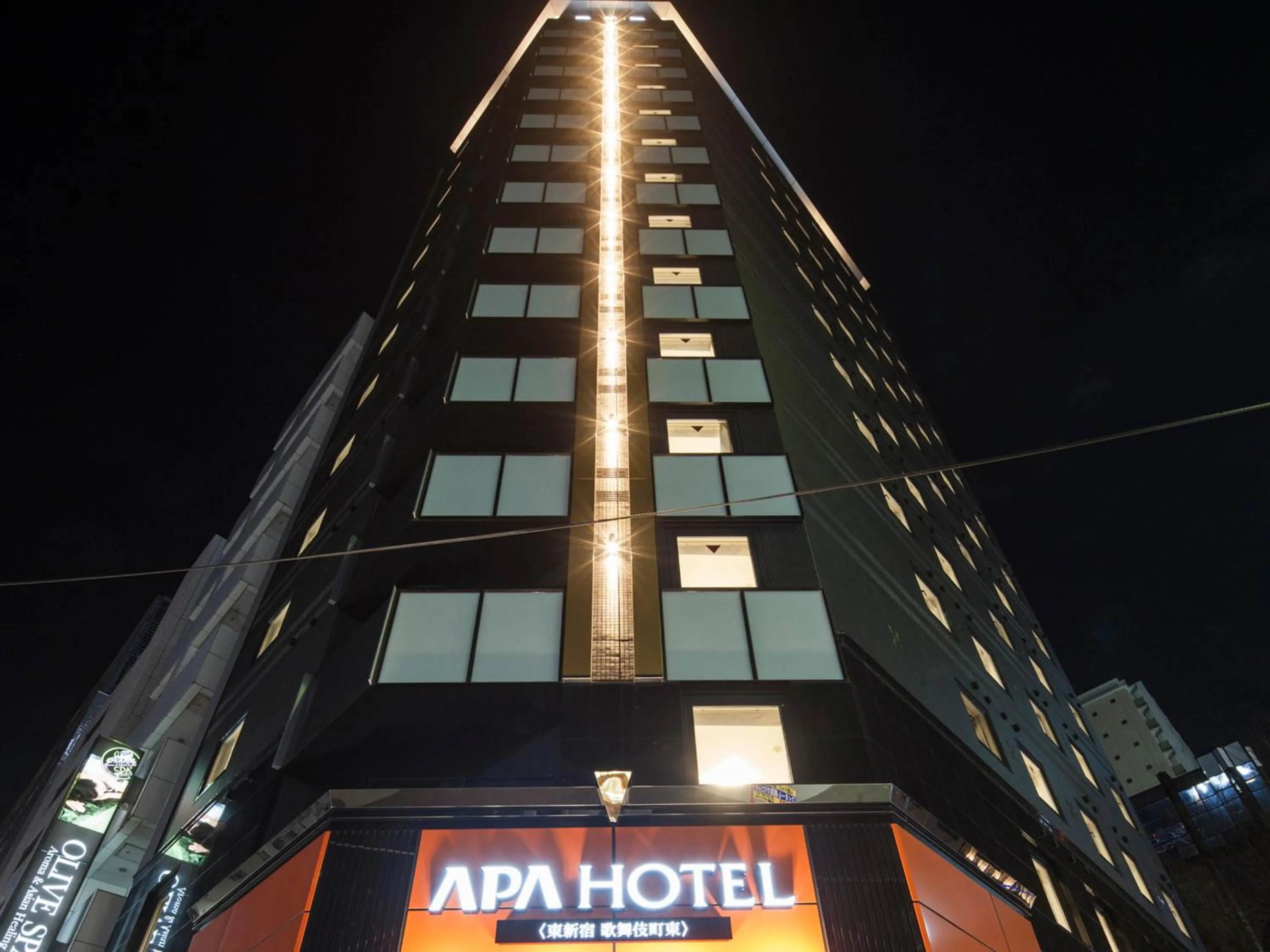 Facade/entrance in APA Hotel Higashi Shinjuku Kabukicho Higashi