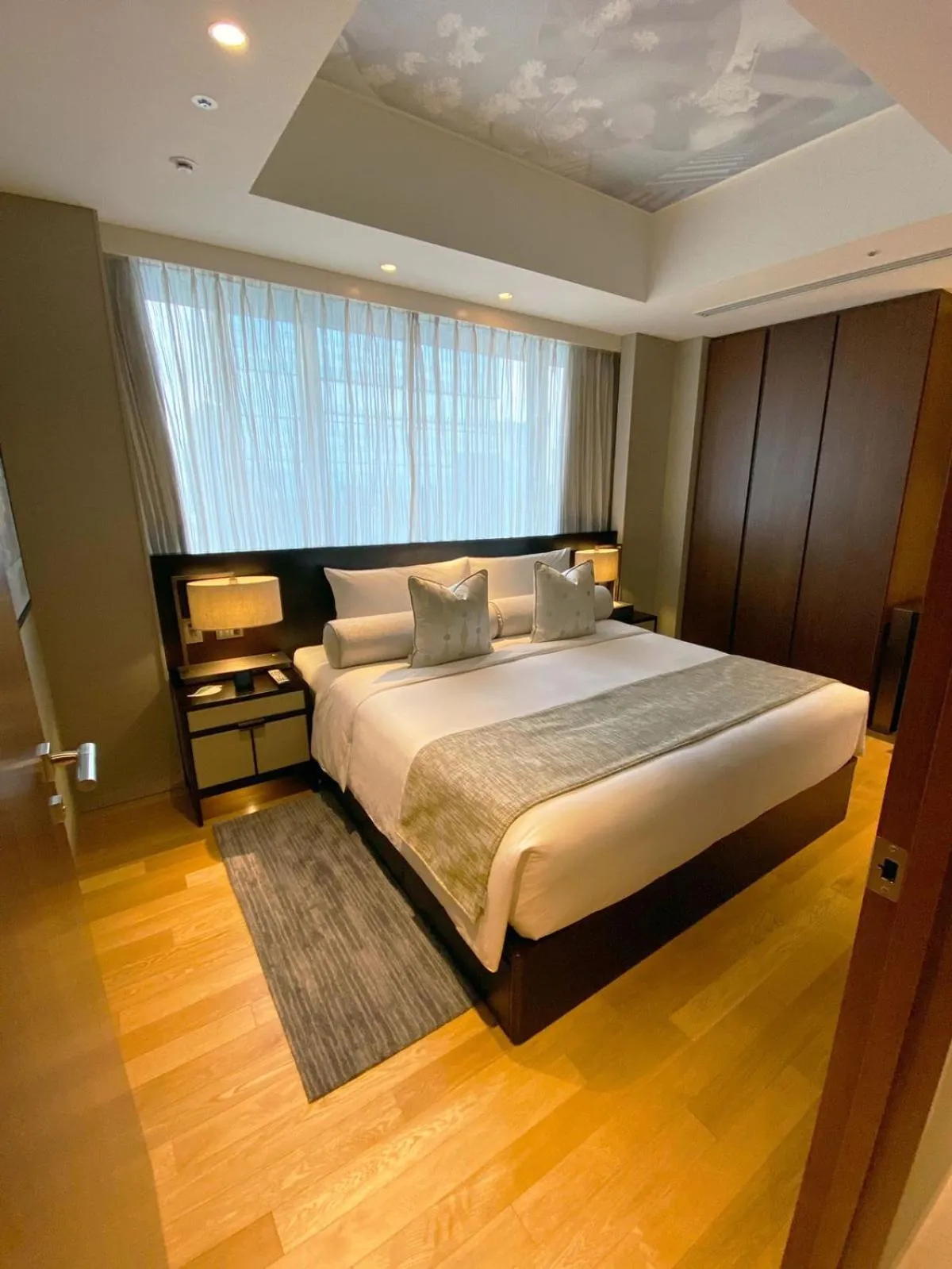 Bed in Ascott Marunouchi Tokyo