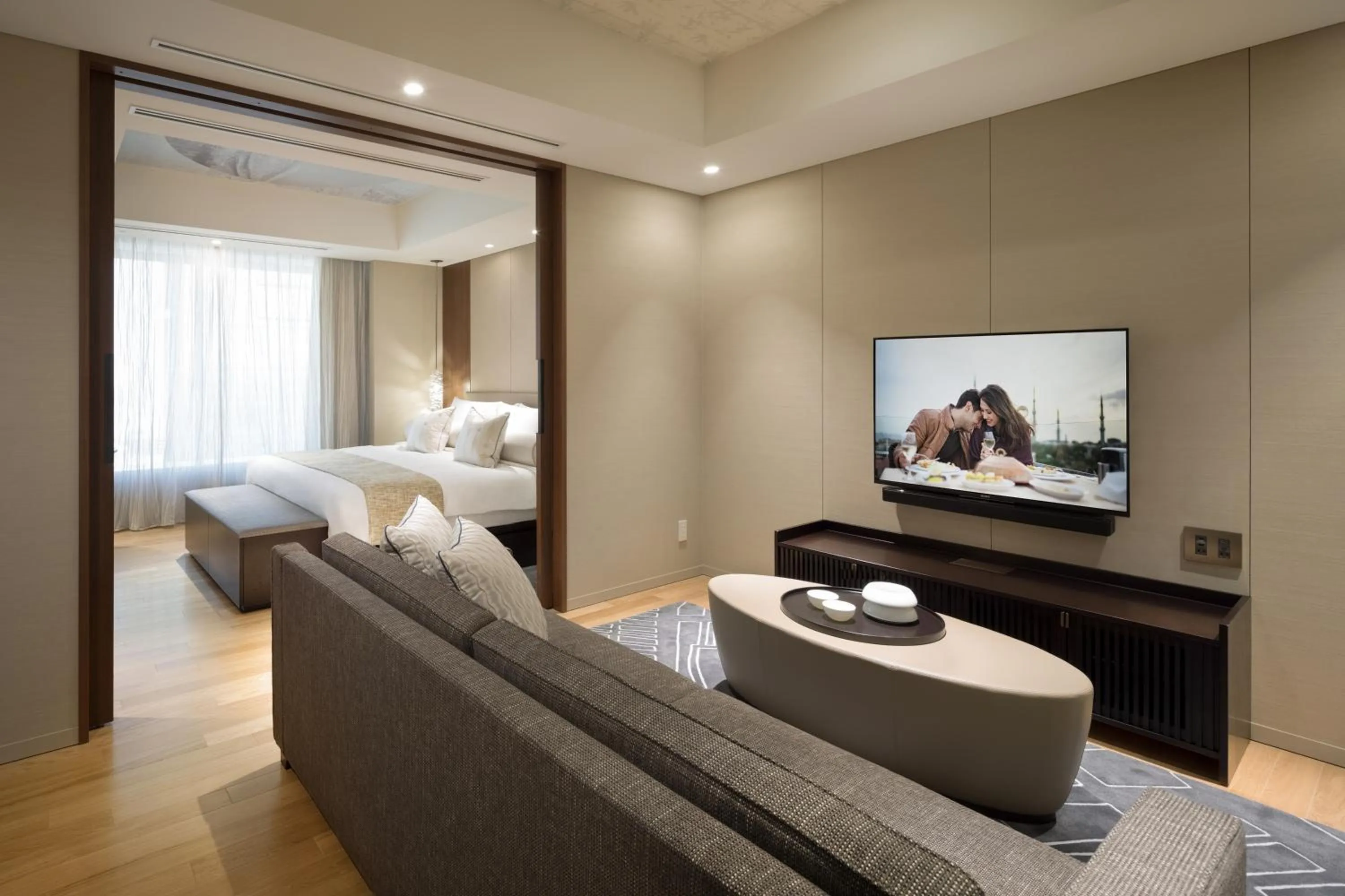 Living room, Bed in Ascott Marunouchi Tokyo