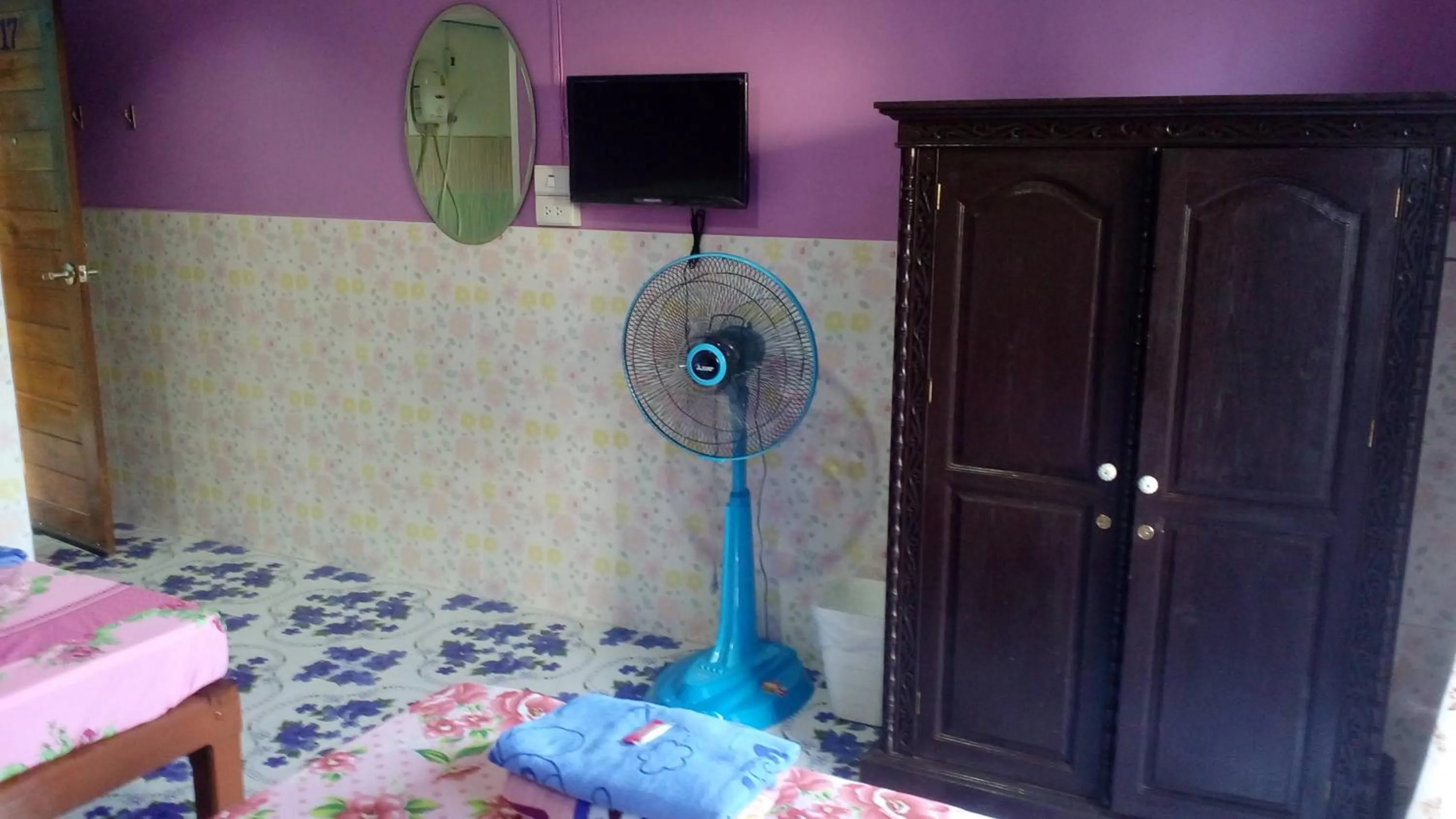 Photo of the whole room in Rueangsrisiri Guesthouse 2