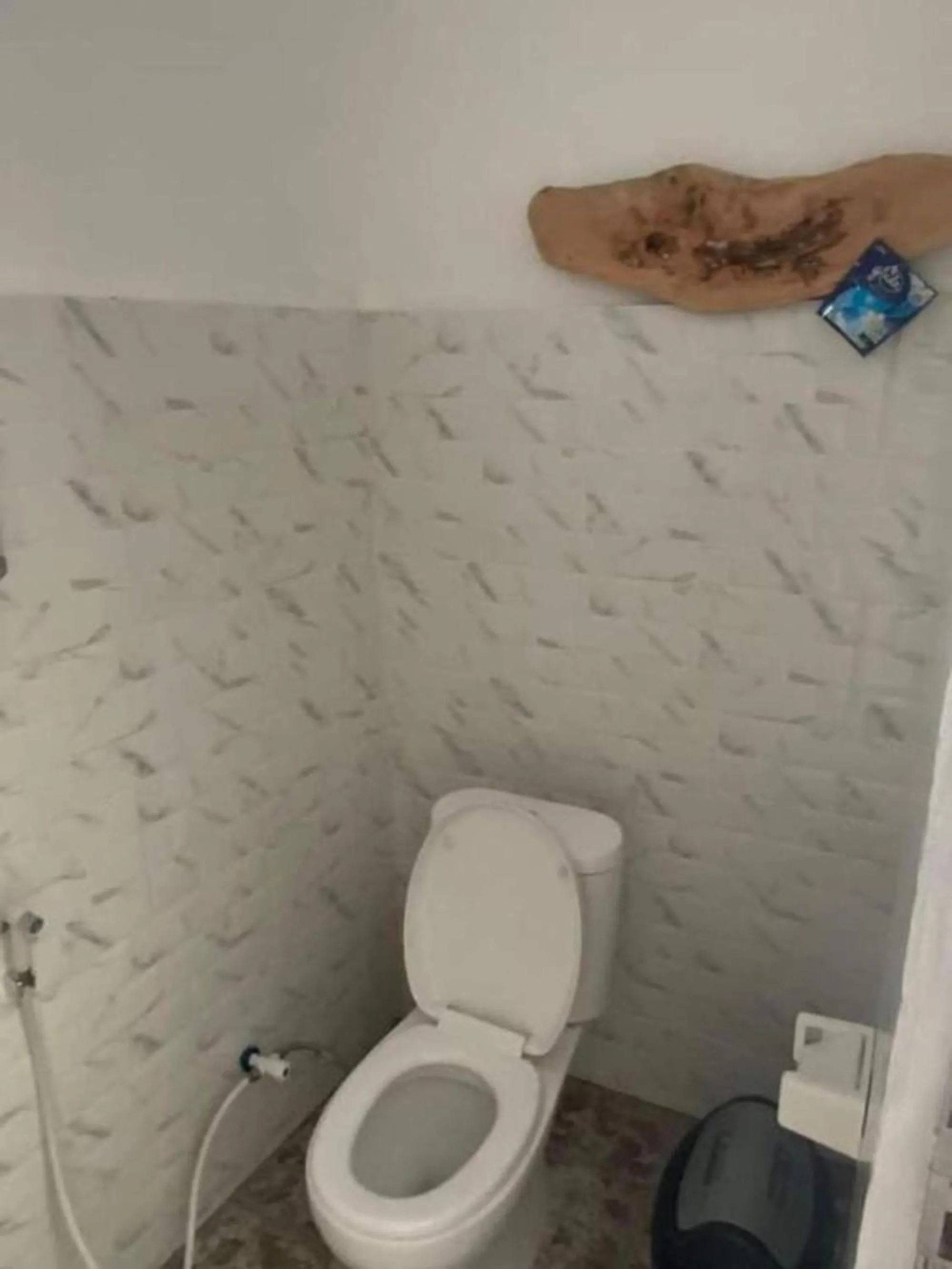 Toilet in Pondok Kana And Hostel by Ecommerceloka