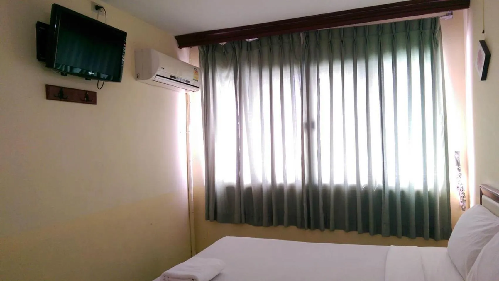 Bedroom, Bed in โรงแรมวัฒนาตรัง