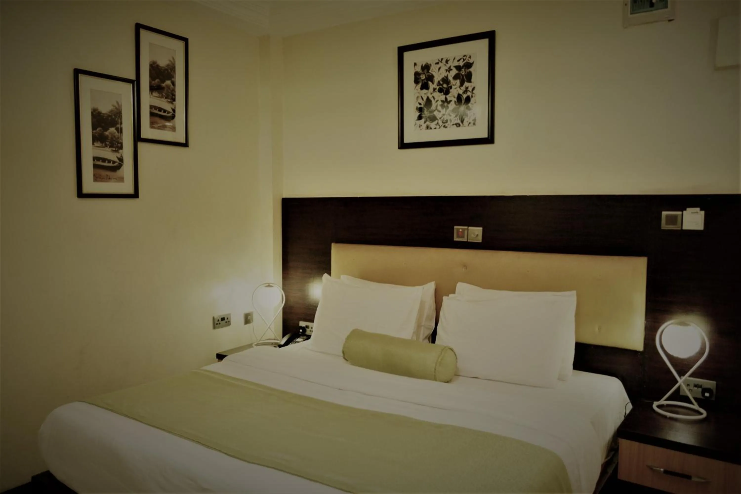 Bed in Sweet Spirit Hotel and Suites Danag - Port Harcourt