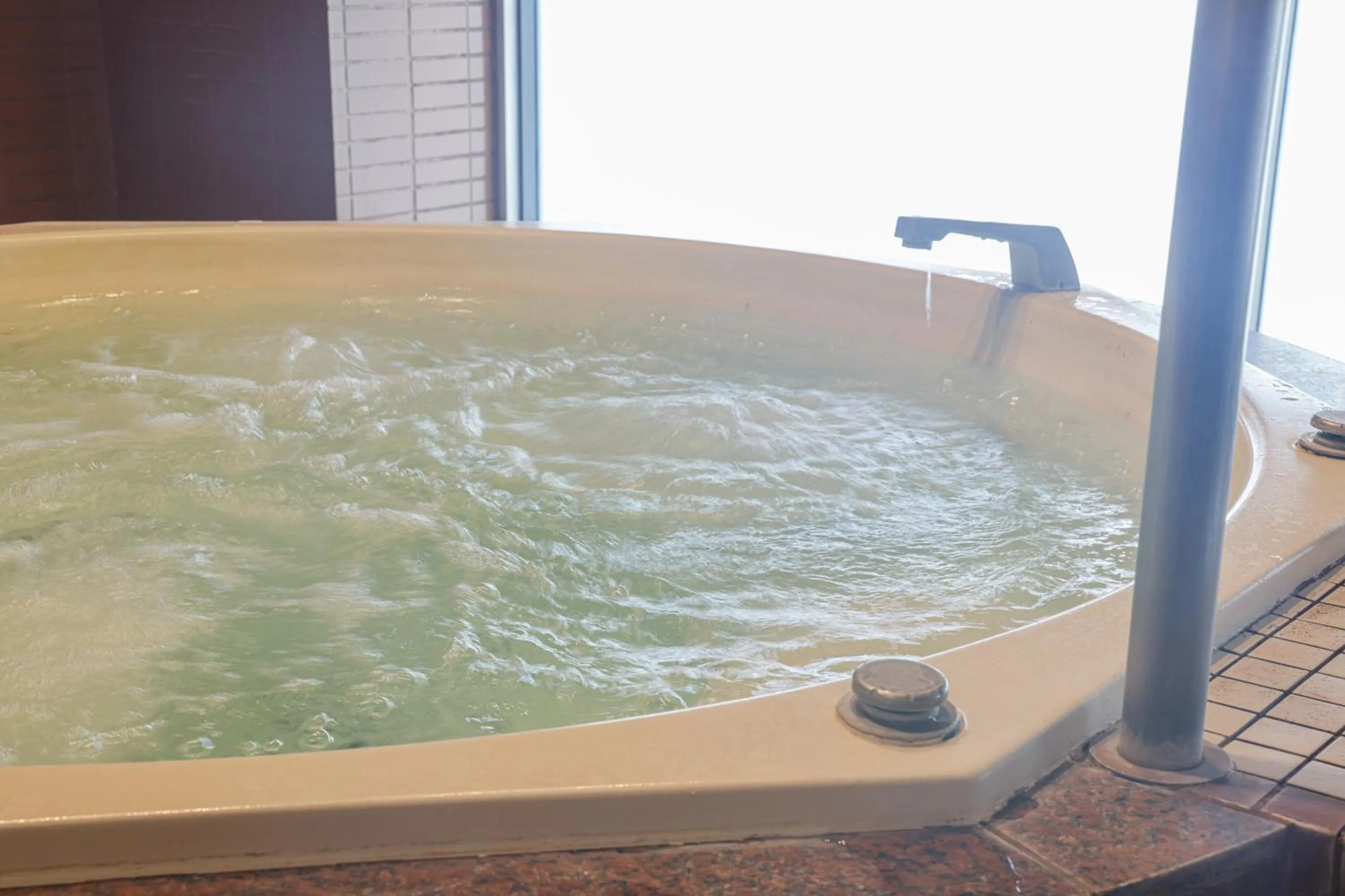 Hot Tub in Bayside Hotel Azur Takeshiba