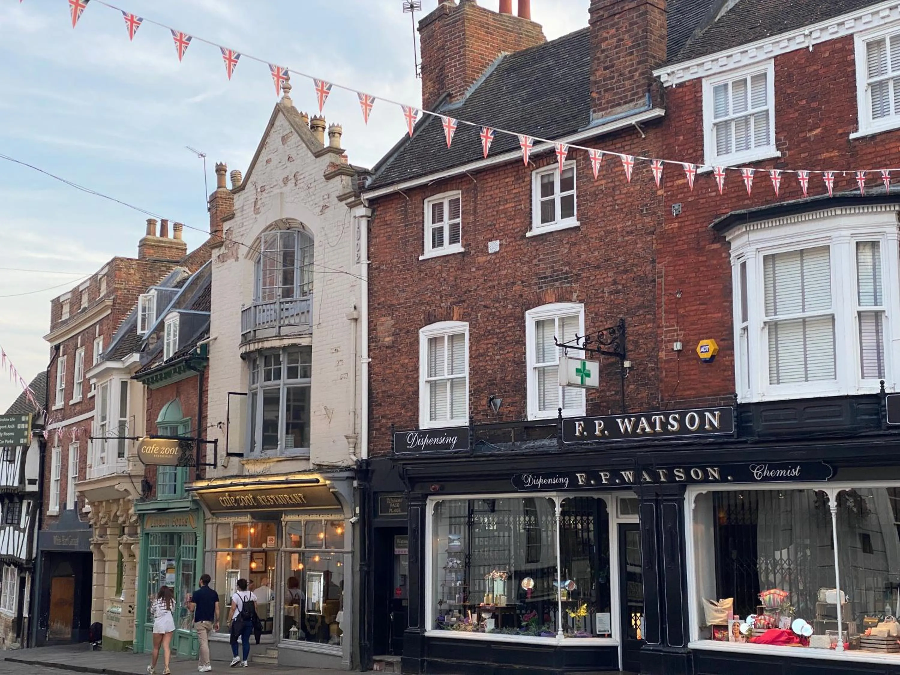 Nearby landmark in Lut's Place