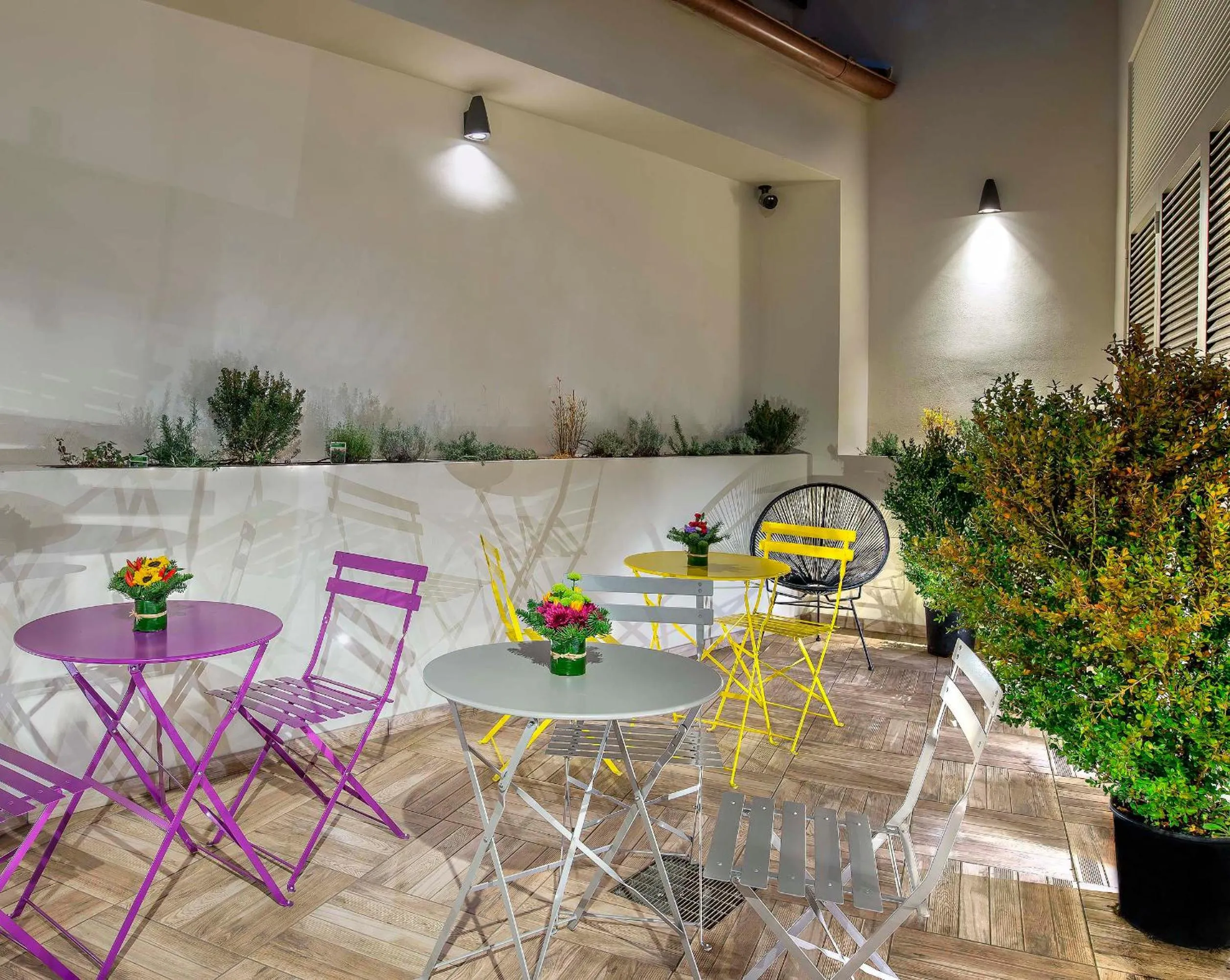 Patio in Navona Street Hotel