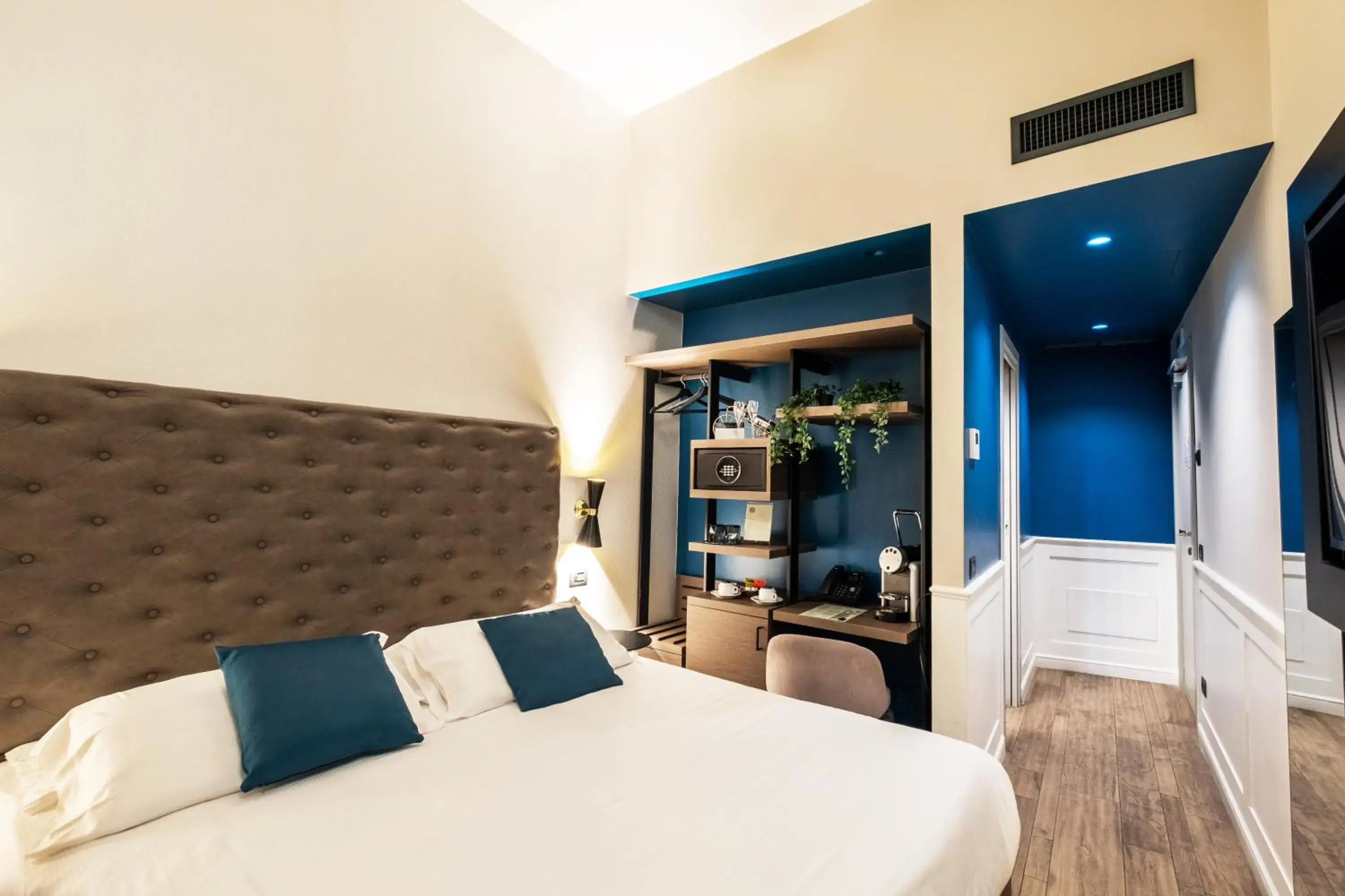 Small Double Room in Navona Street Hotel Small Double Room in Navona Street Hotel