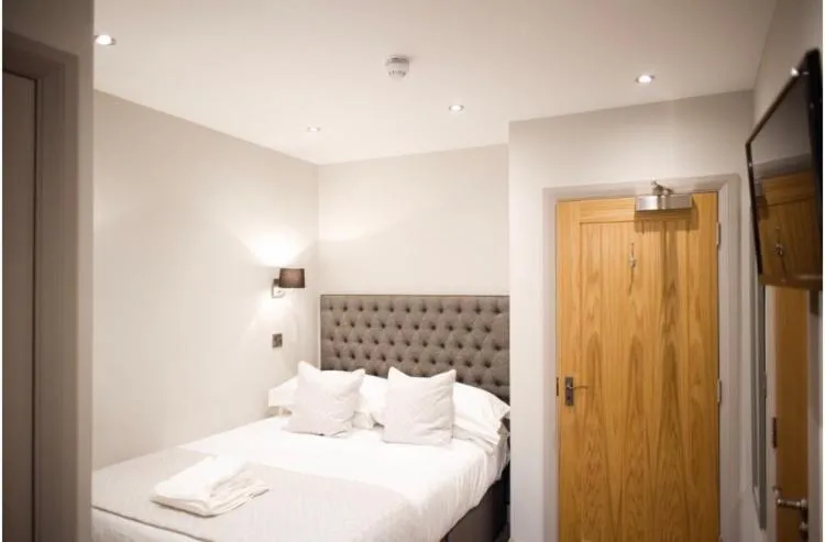 Economy Double Room - single occupancy in Rutland Water Courtyard Rooms