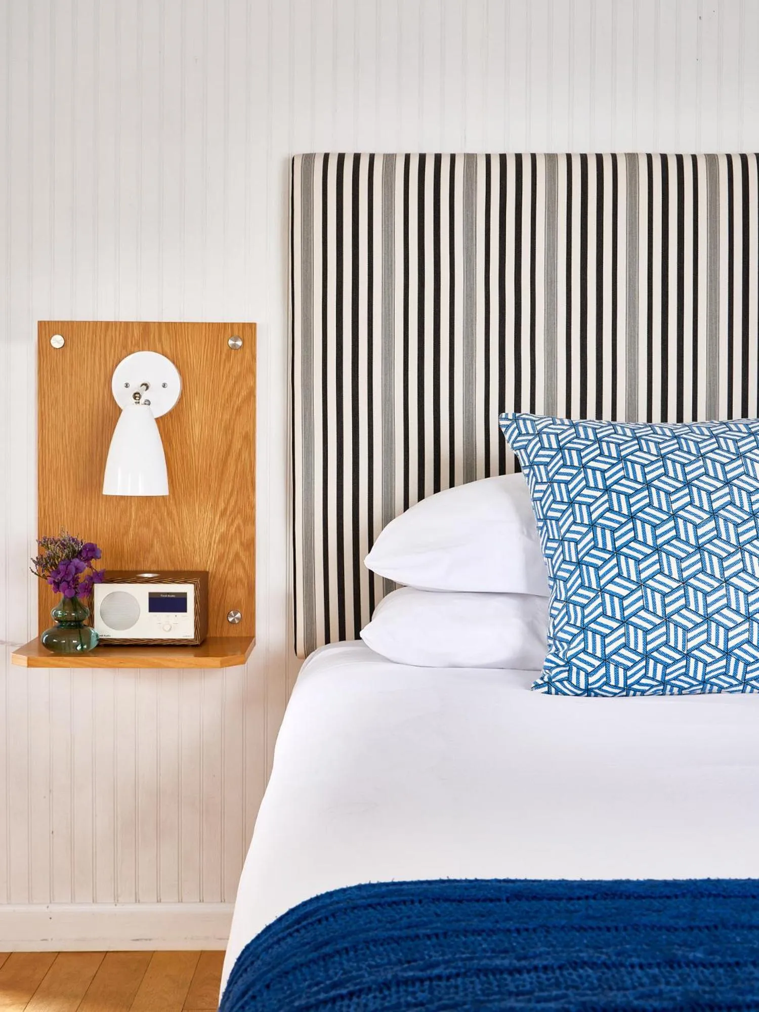 Bed in Blue - Inn on the Beach