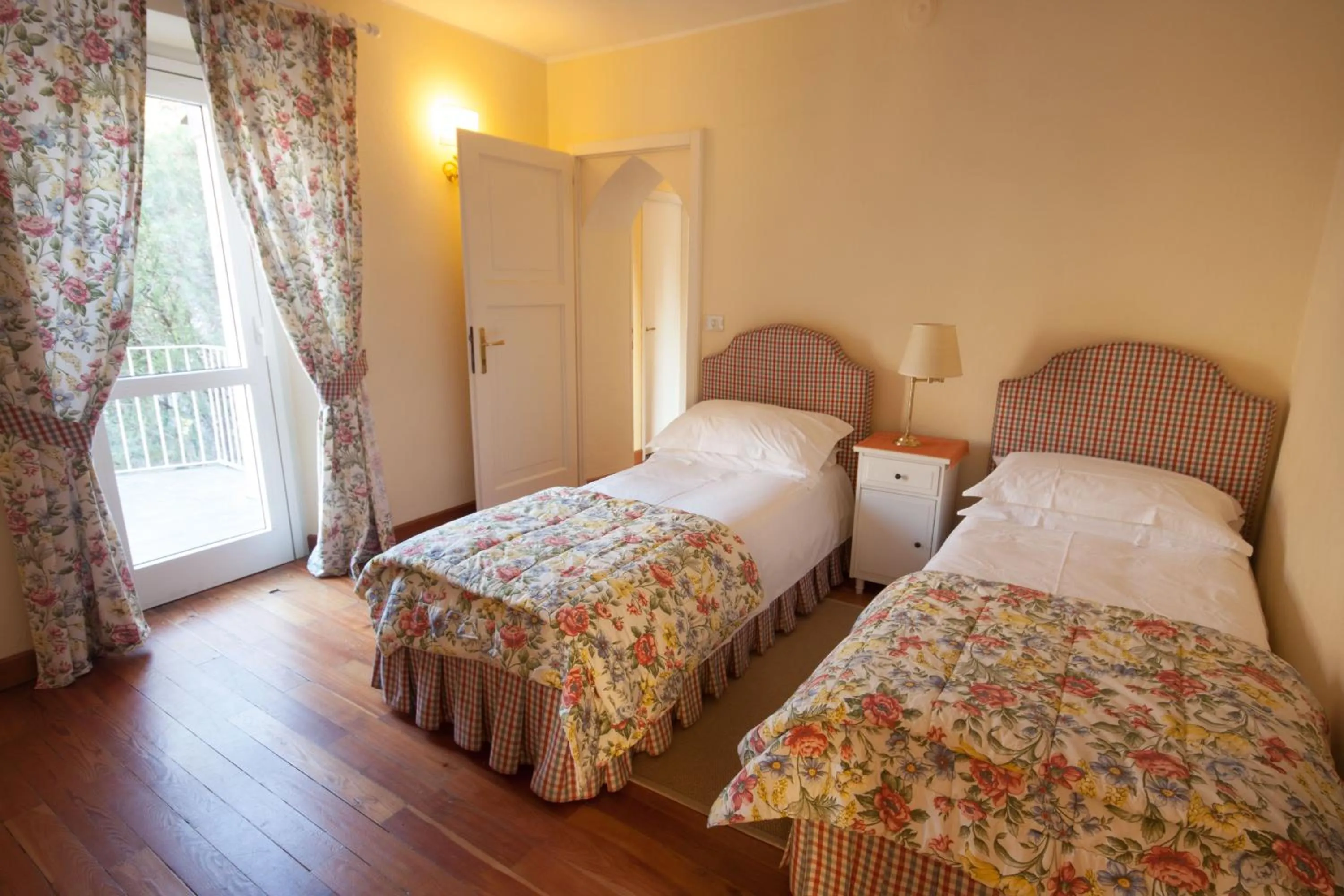 Photo of the whole room in Agriturismo Castello di Vezio