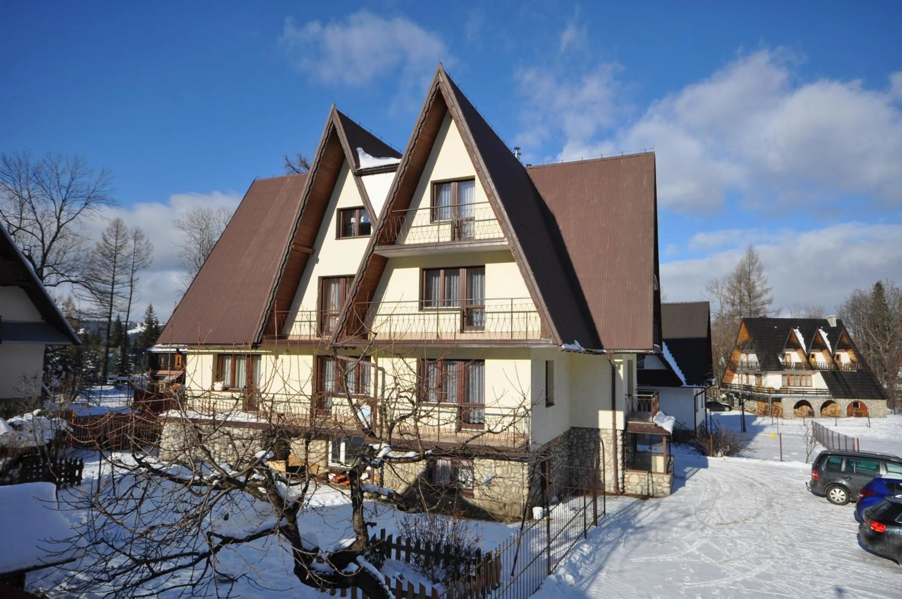 Property building in Willa Mango - Przystanek Kuźnice