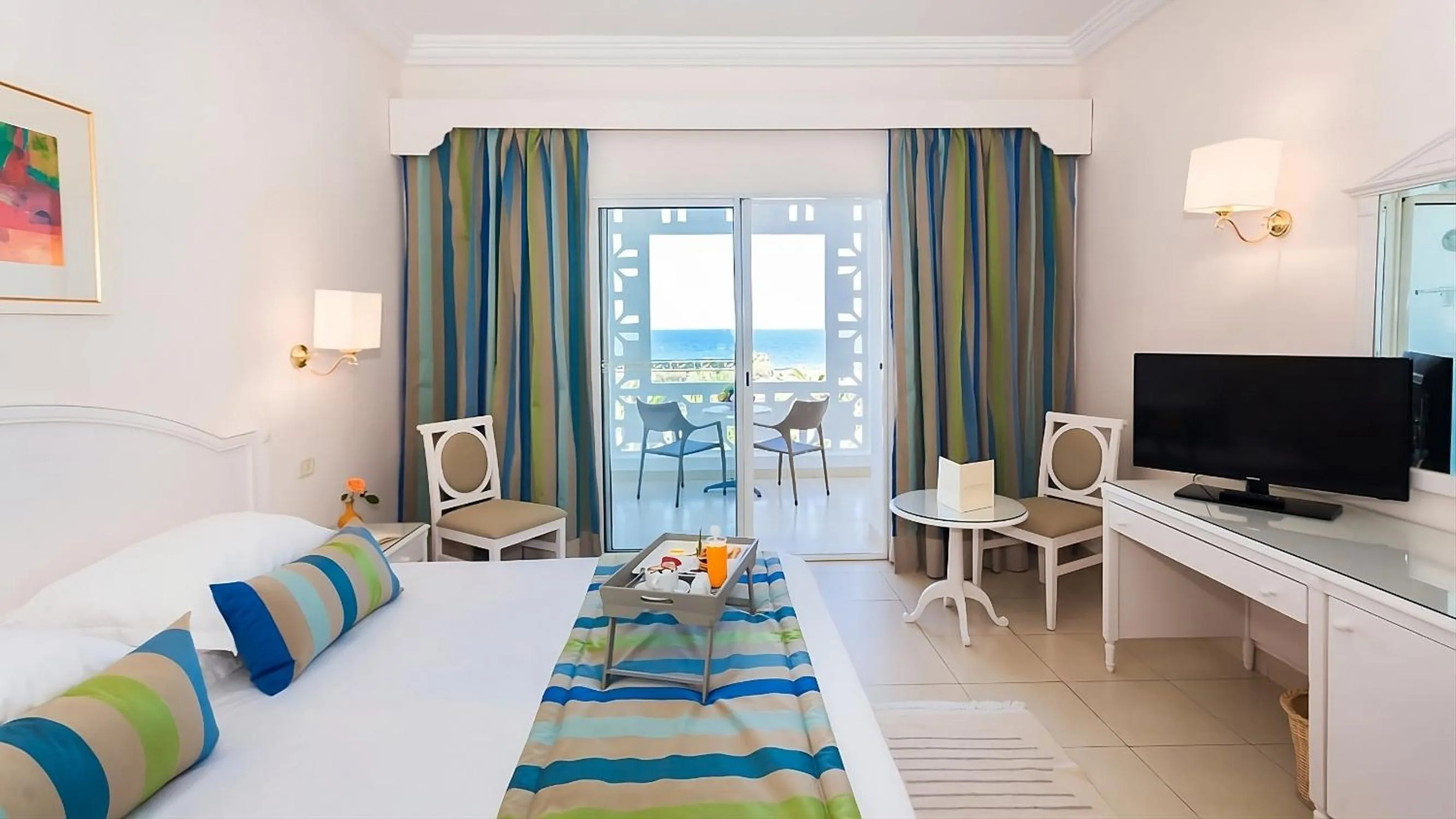Photo of the whole room, Bed in Occidental Sousse Marhaba