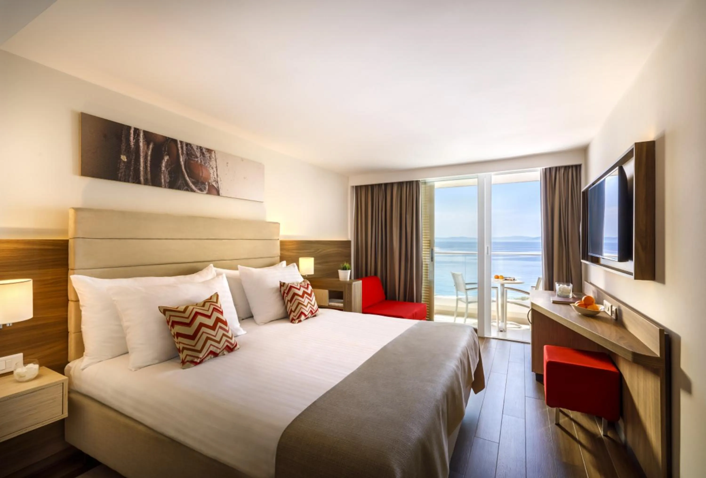 TV and multimedia, Bed in Girandella Resort, Valamar Collection