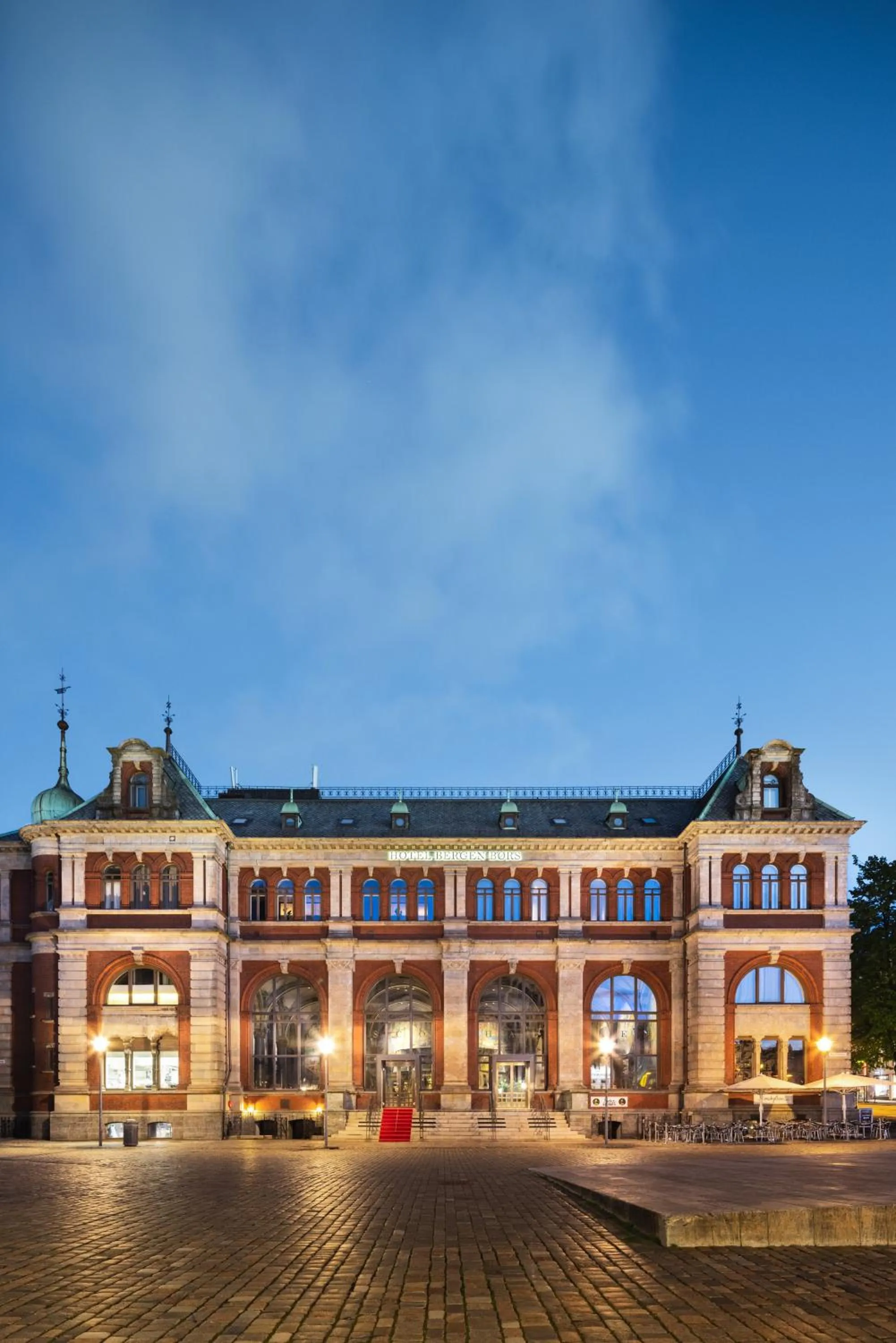 Property building in Bergen Børs Hotel