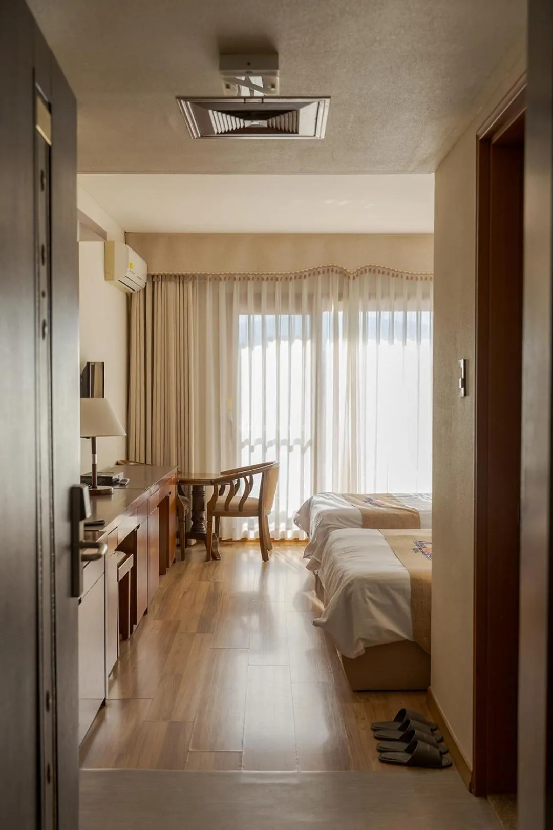 Bed in Ocean Grand Hotel