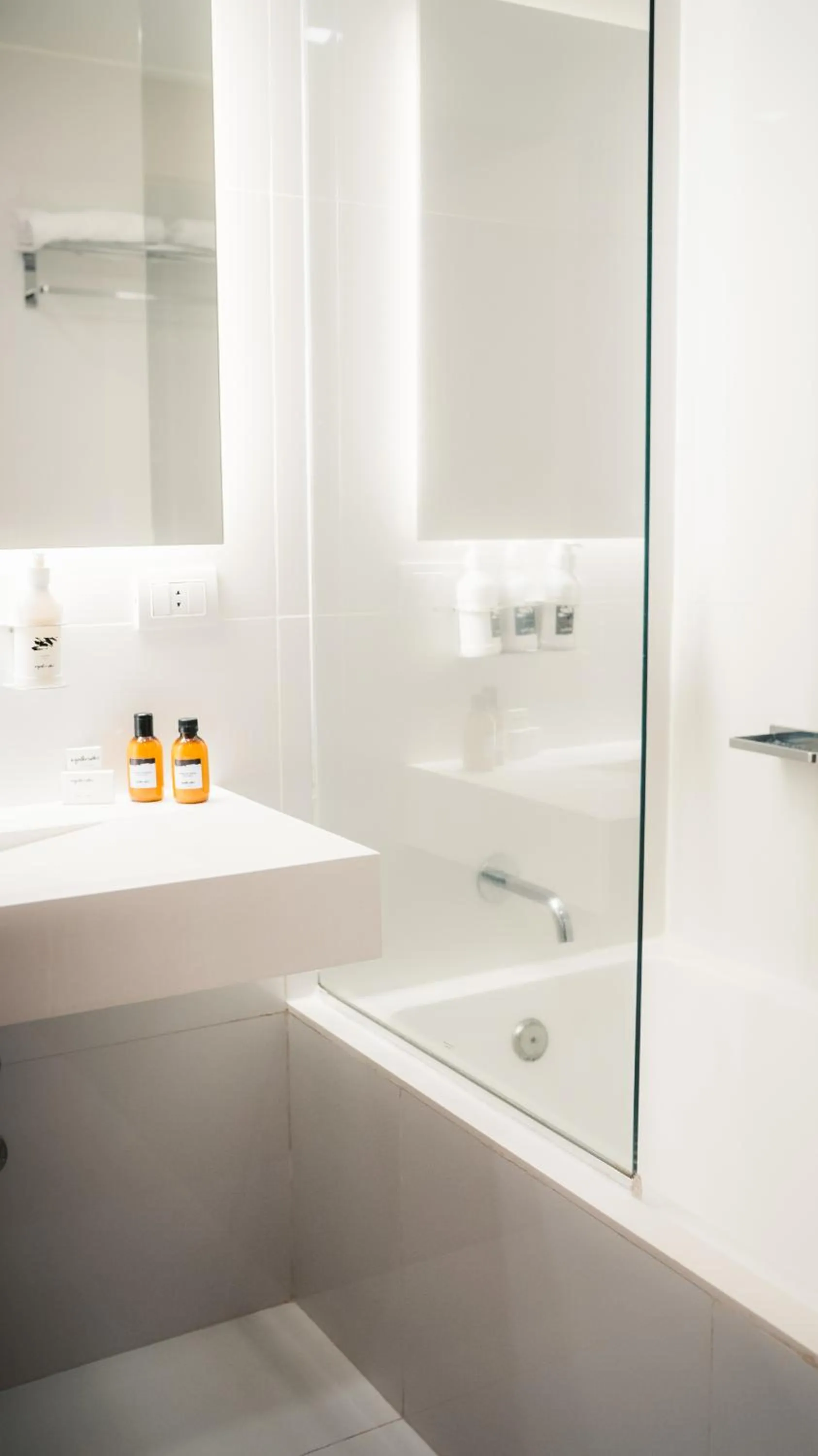 Bathroom in Esplendor by Wyndham Asuncion