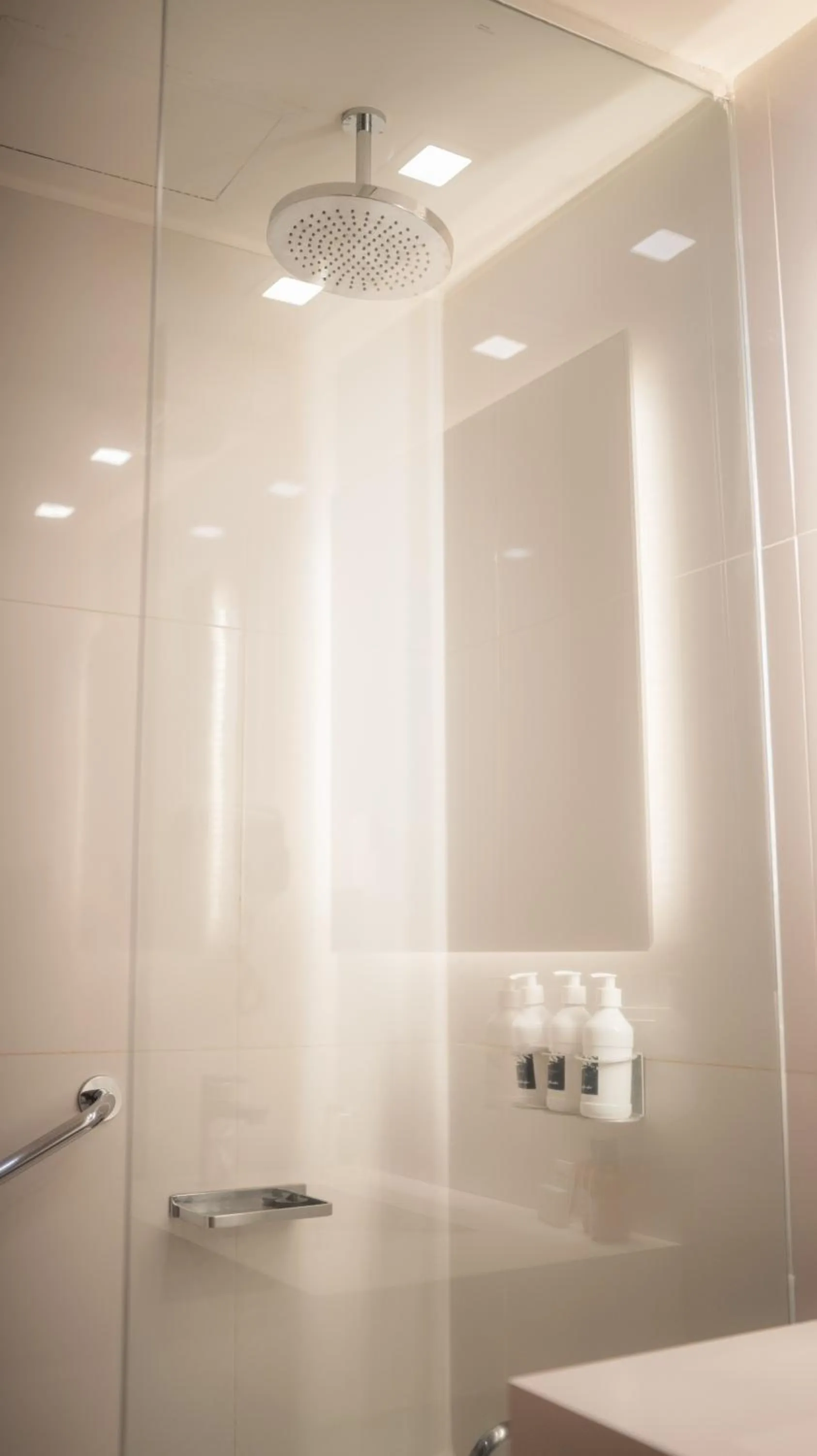 Bathroom in Esplendor by Wyndham Asuncion