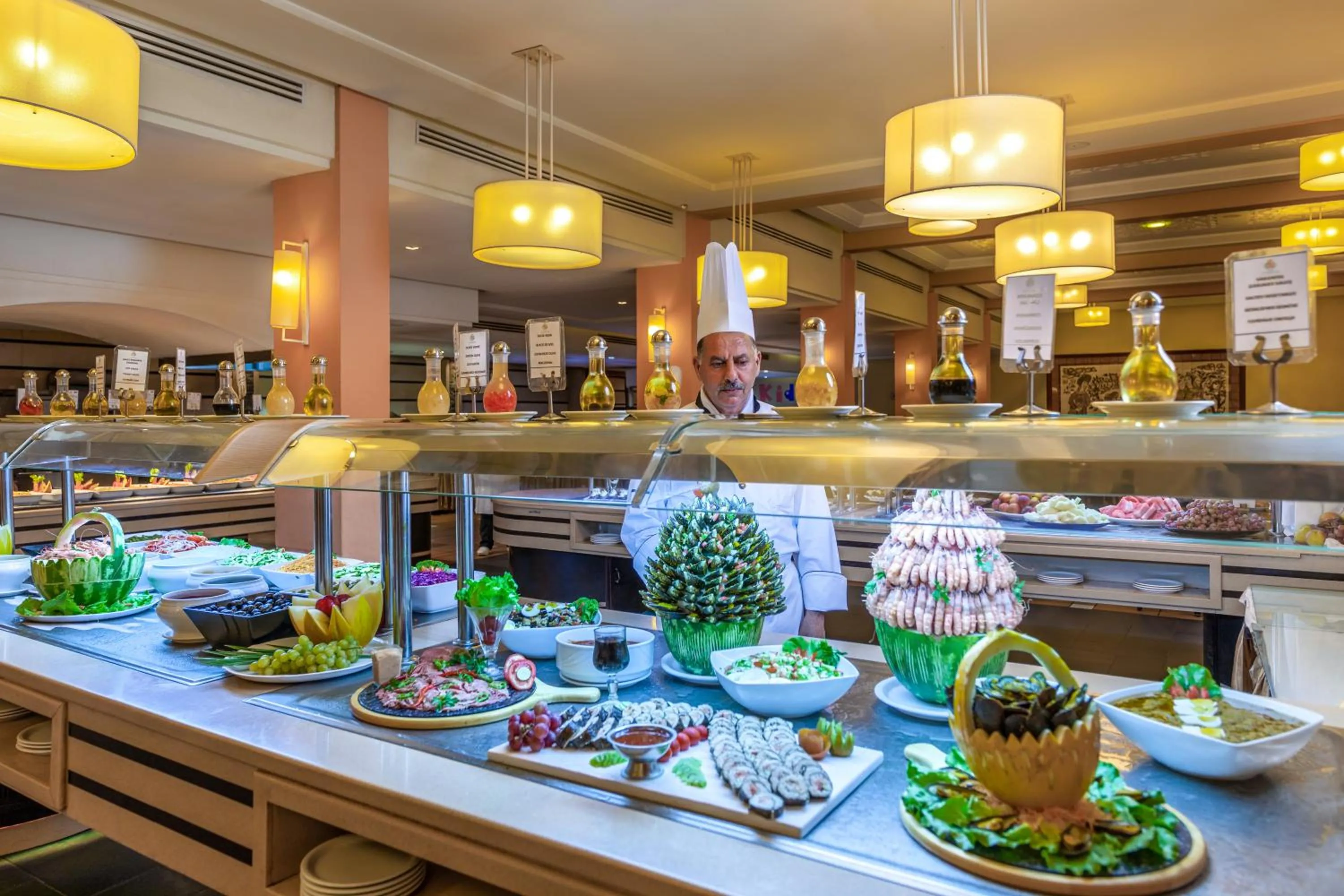 Food and drinks in Marhaba Salem - Family Only