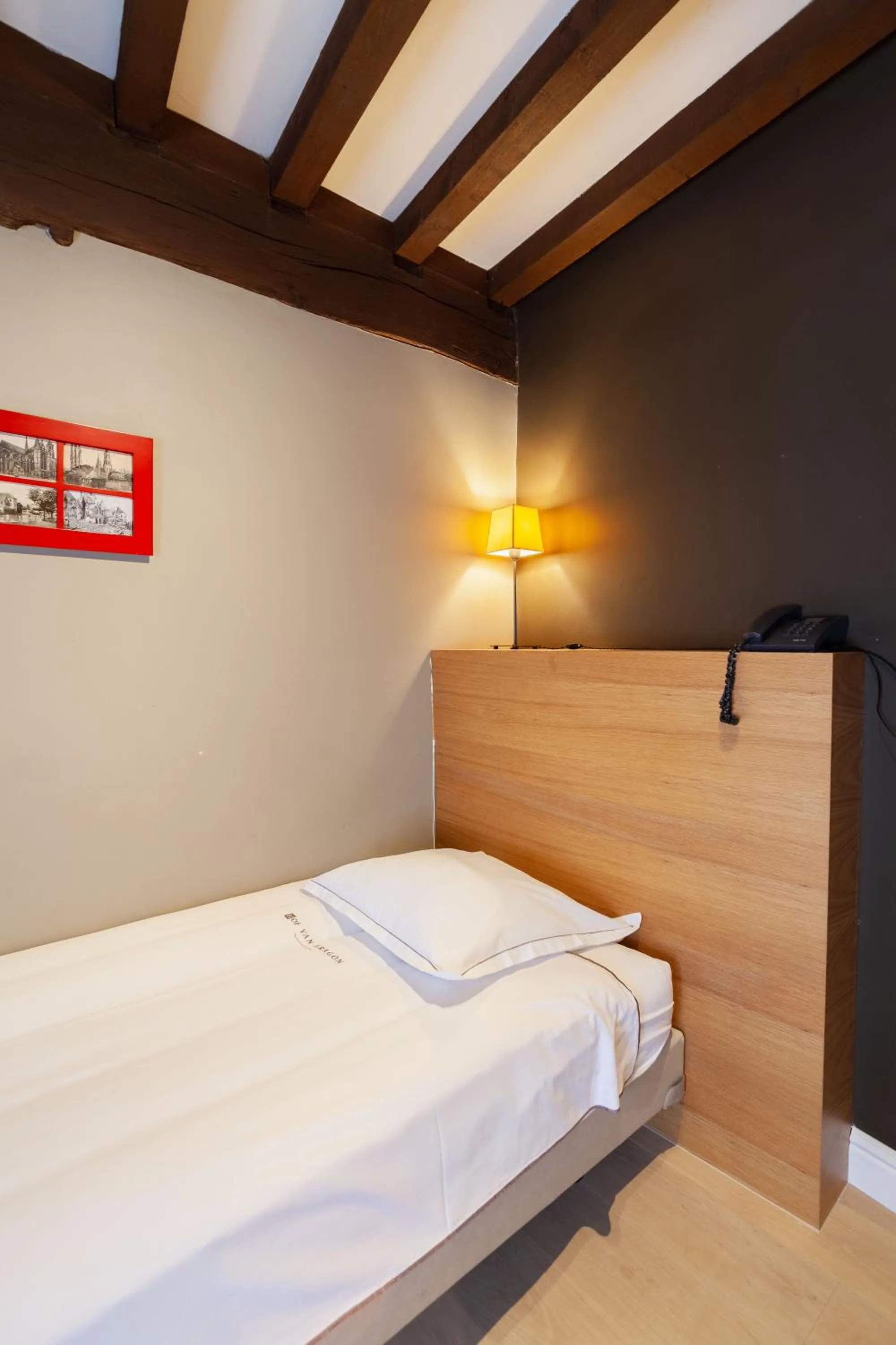 Bed in Hotel Hof van Aragon