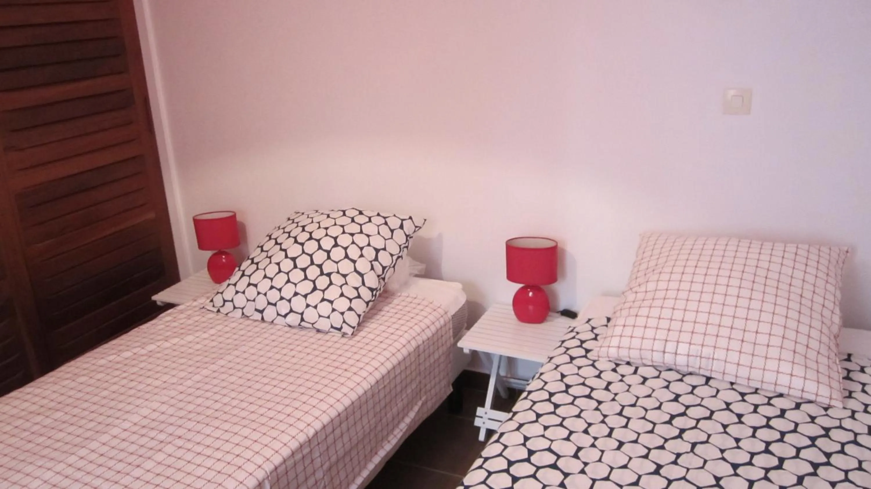 Bed in Eden Blue