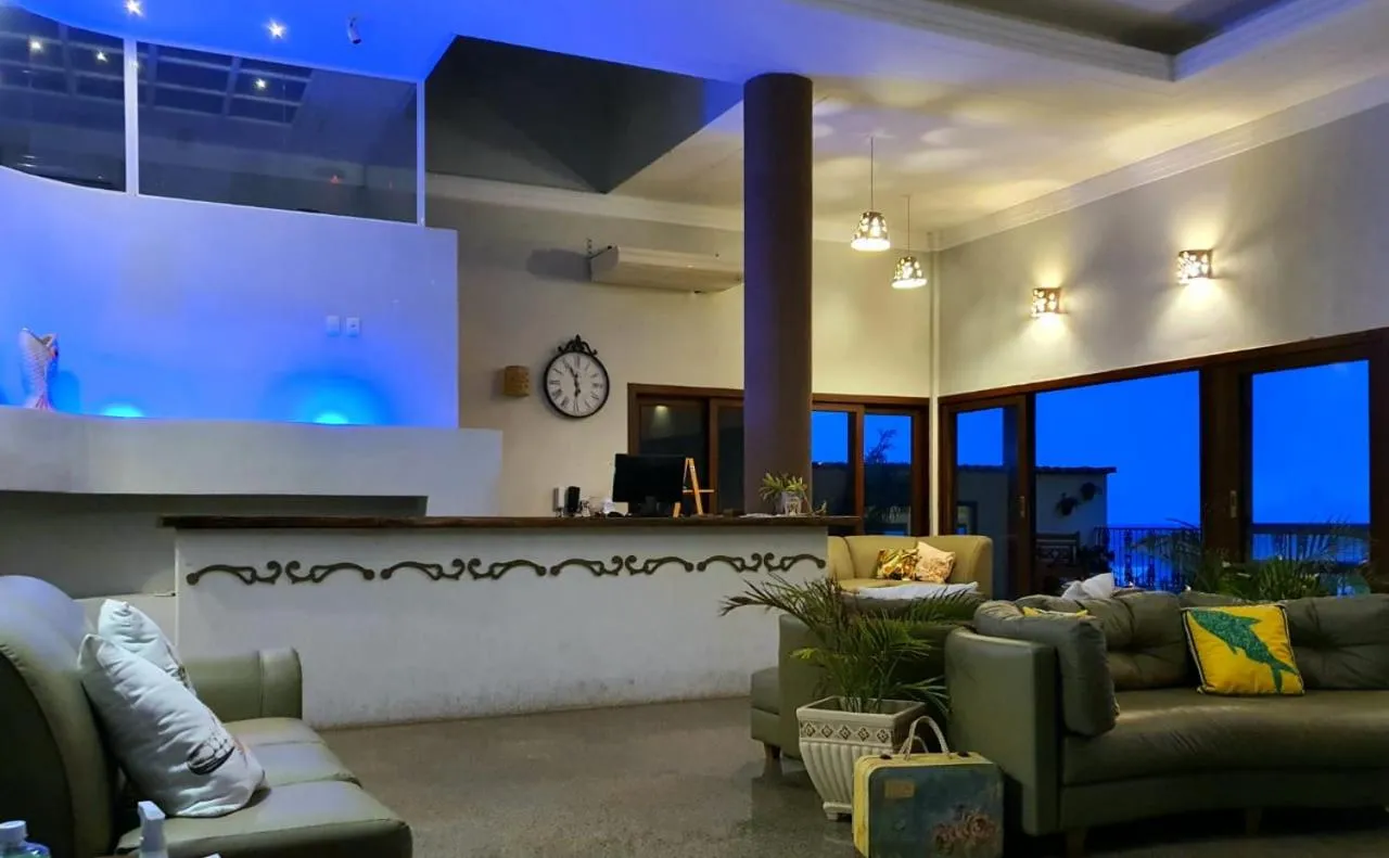 Communal lounge/ TV room in Hotel Santuário das Águias by Nobile