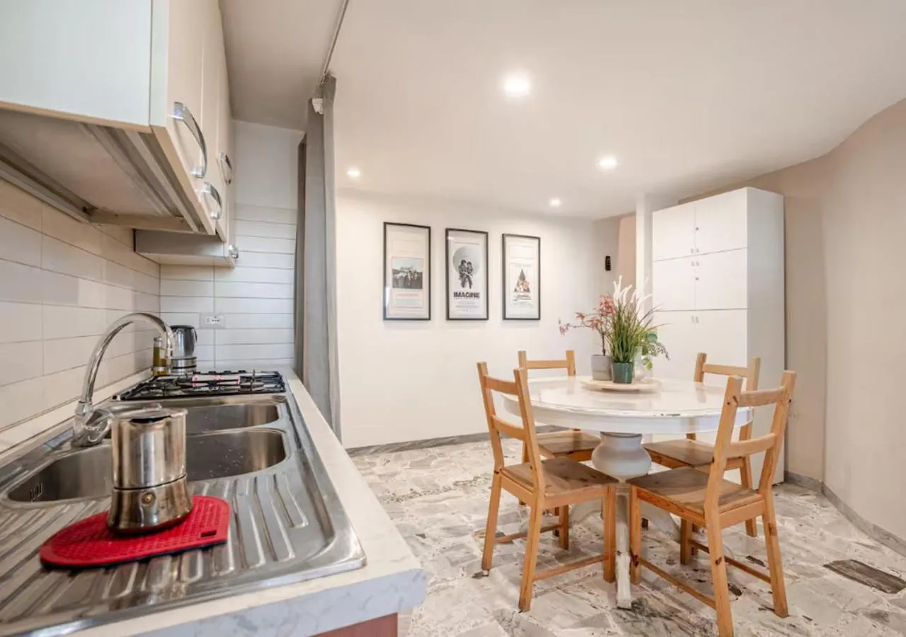 Kitchen or kitchenette in Norma House on the Rocks
