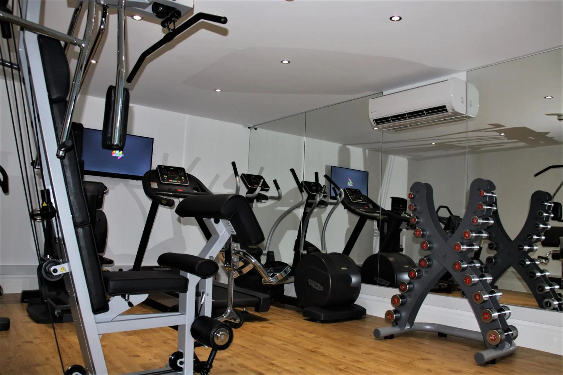 Spa and wellness centre/facilities in Belgrave Sands Hotel & Spa